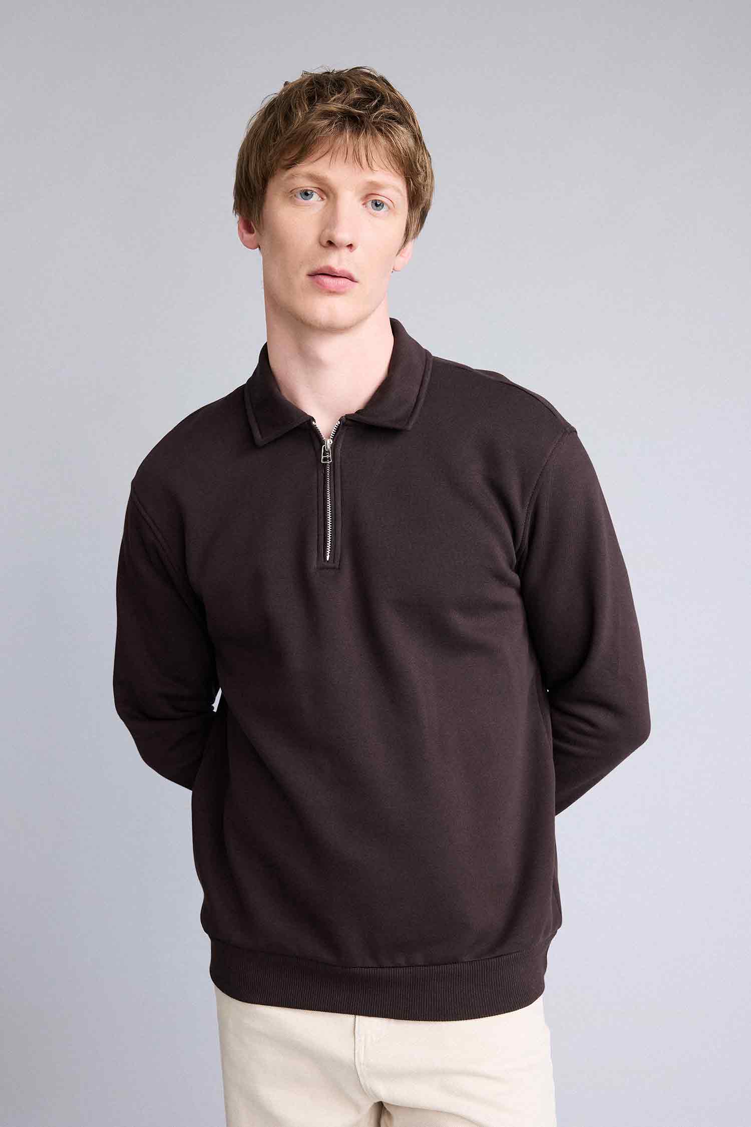 DeFacto Pamuklu Regular Fıt Kalın Kumaş Sweatshirt