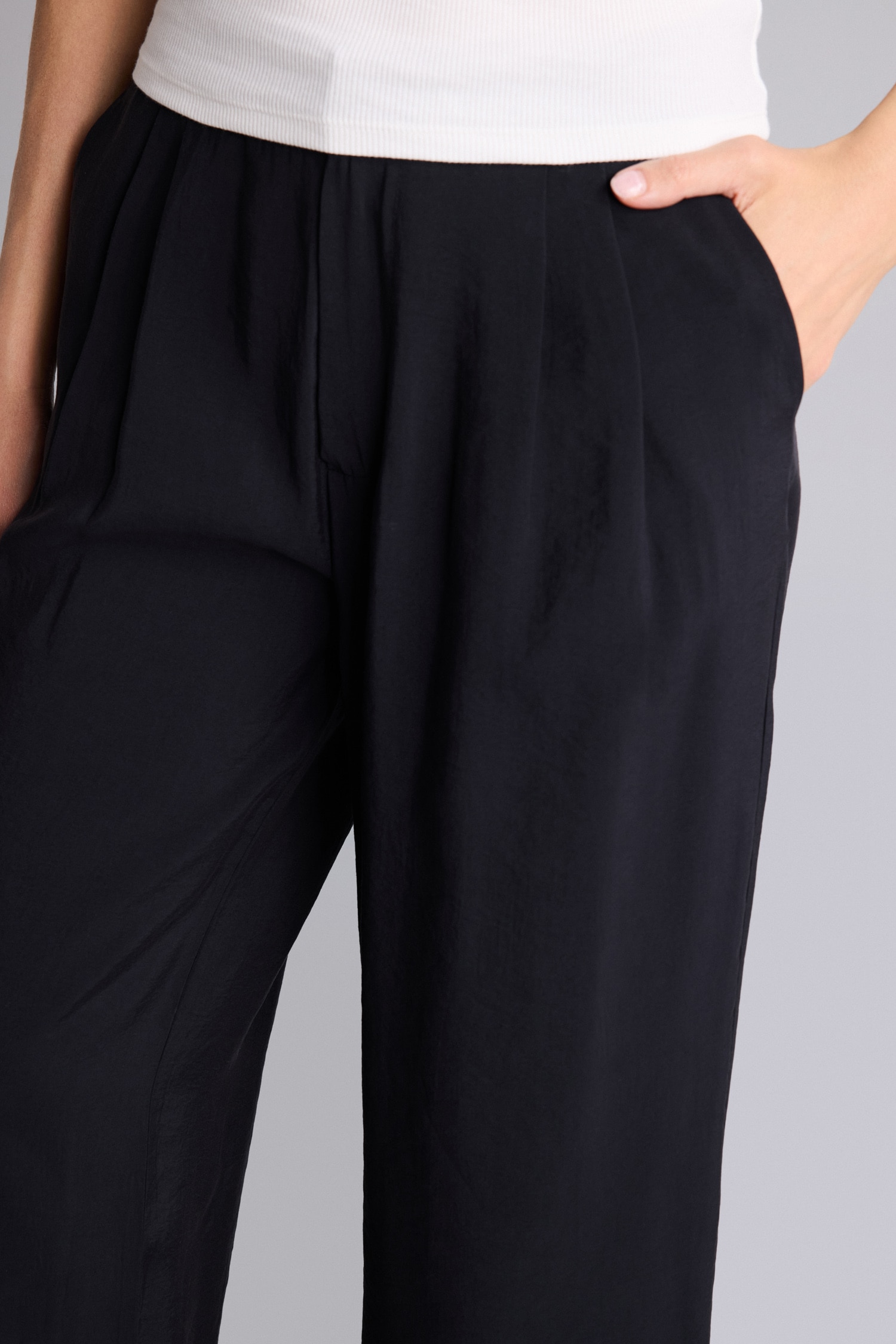 DeFacto Wıde Leg Fermuarlı Normal Bel Düz Paça Akışkan Kumaş Pantolon görsel 4