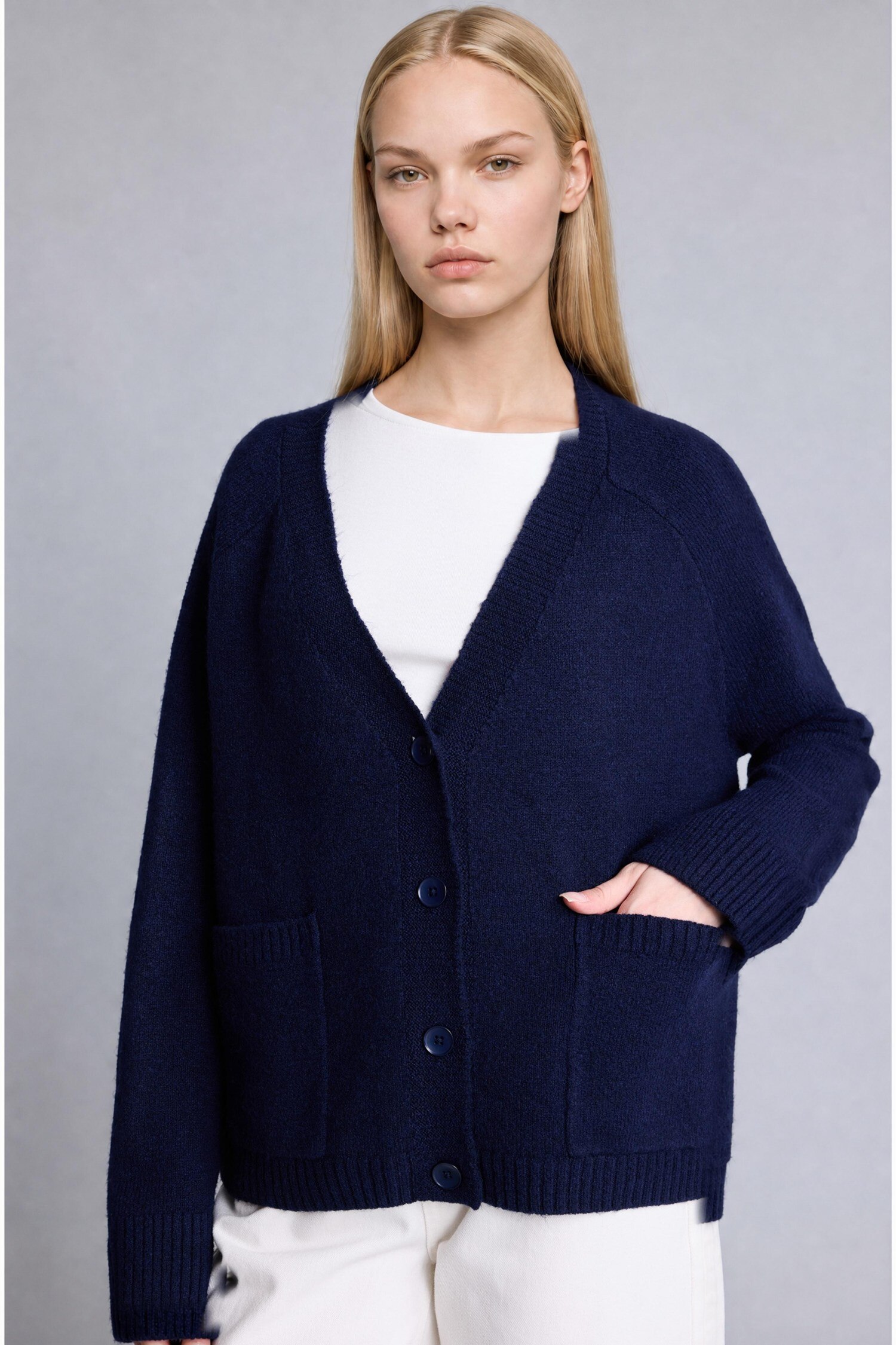 DeFacto Oversize V Yaka Cepli Basic Hırka görsel 3