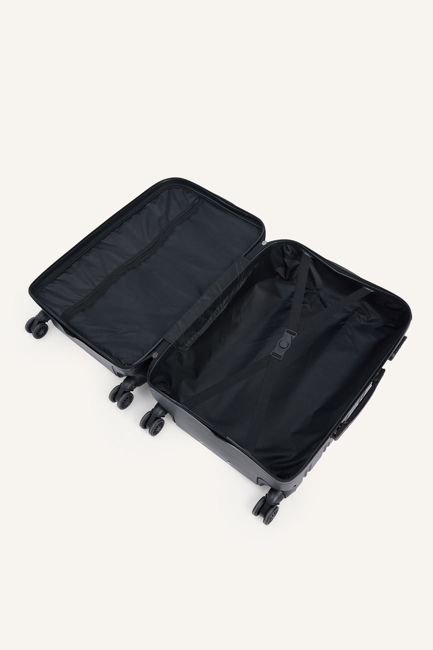 Black Man Unisex Medium Hardcover Suitcase 3426236 | DeFacto