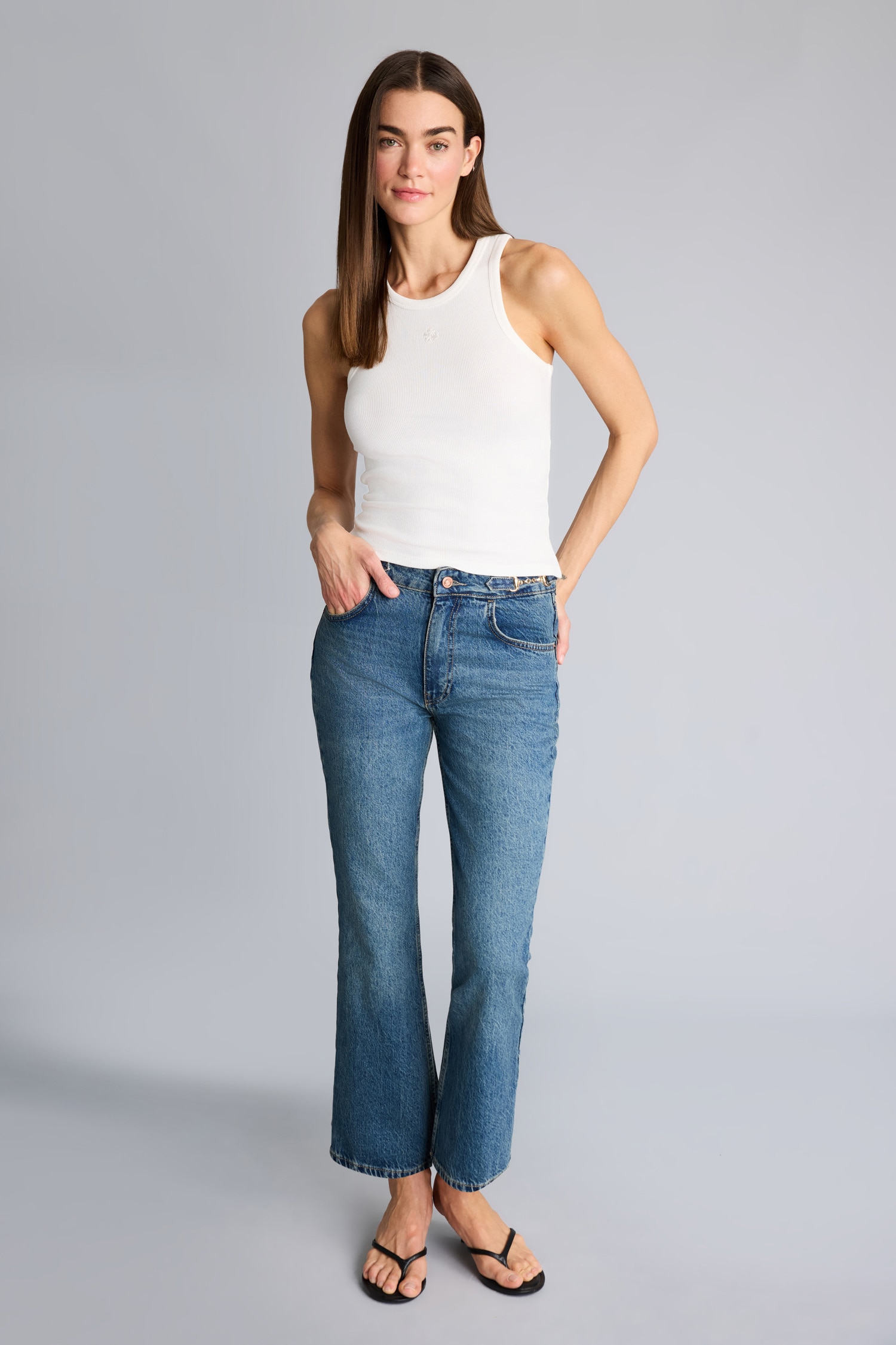 DeFacto %100 Pamuk Crop Flare Fıt Normal Bel Jean Pantolon görsel 2