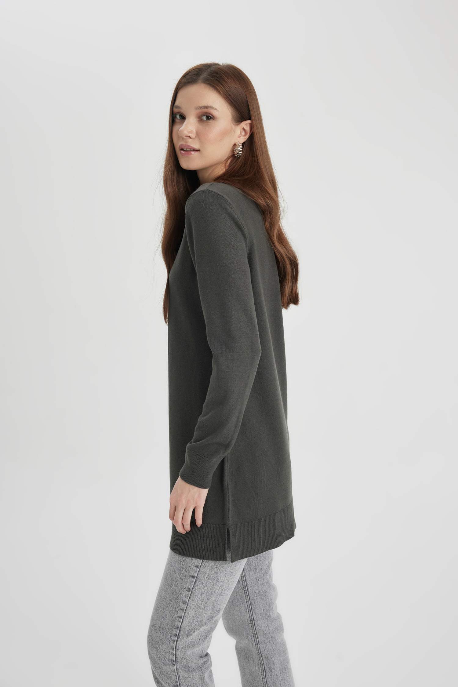 Regular Fit Crew Neck Slit Basic Knitted Pullover Tunic