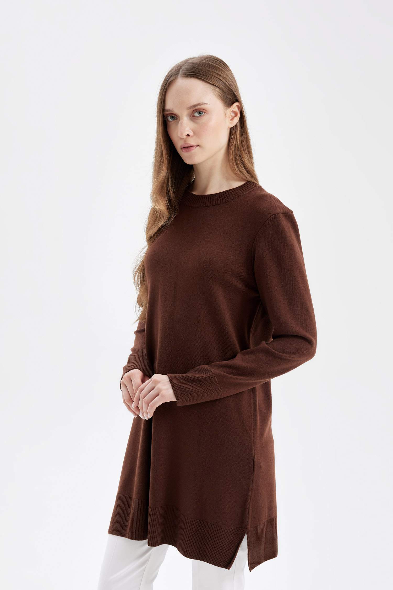 Regular Fit Bisiklet Yaka Yırtmaçlı Basic Düz Triko Kazak Tunik