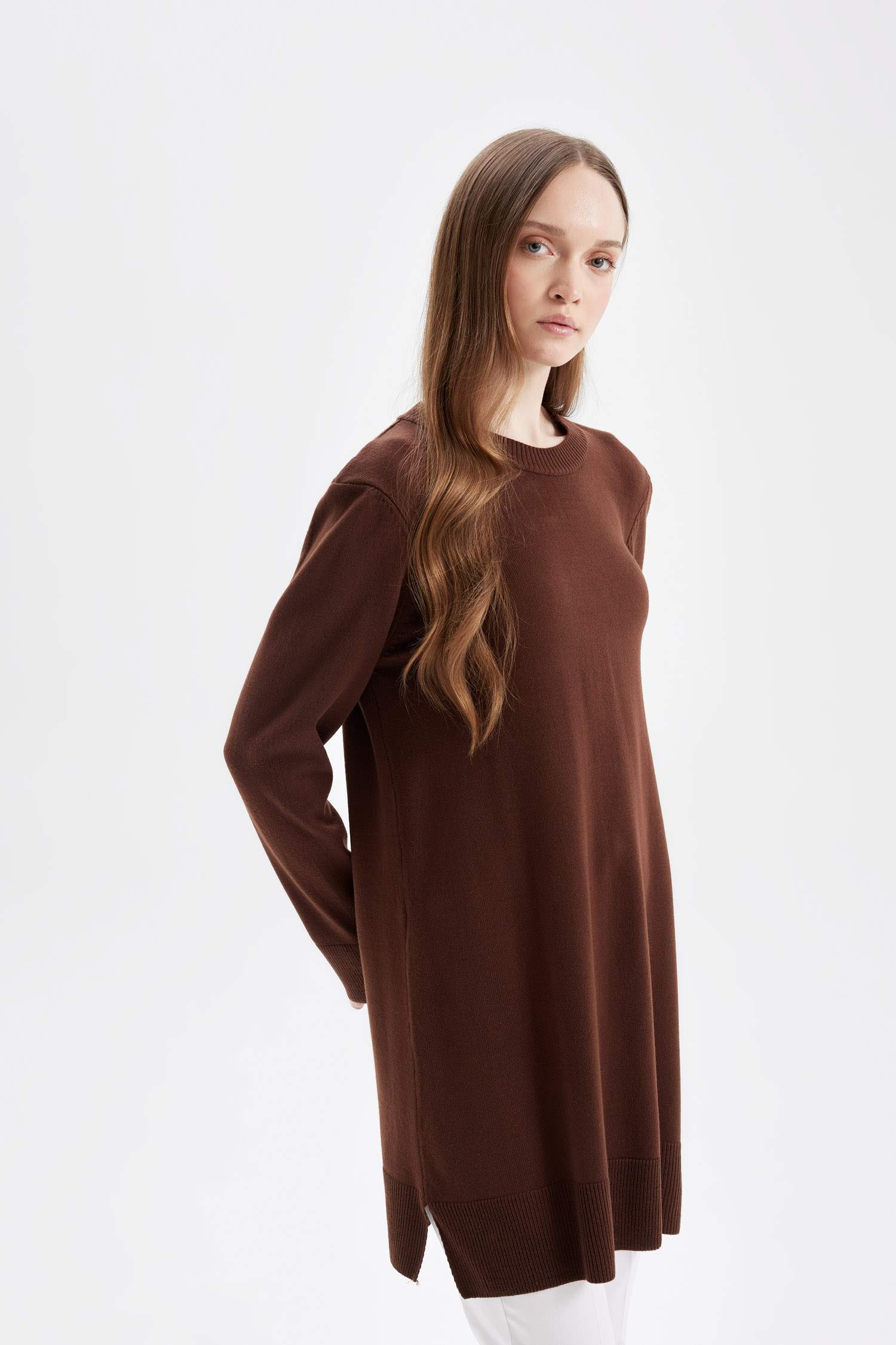 Regular Fit Bisiklet Yaka Yırtmaçlı Basic Düz Triko Kazak Tunik