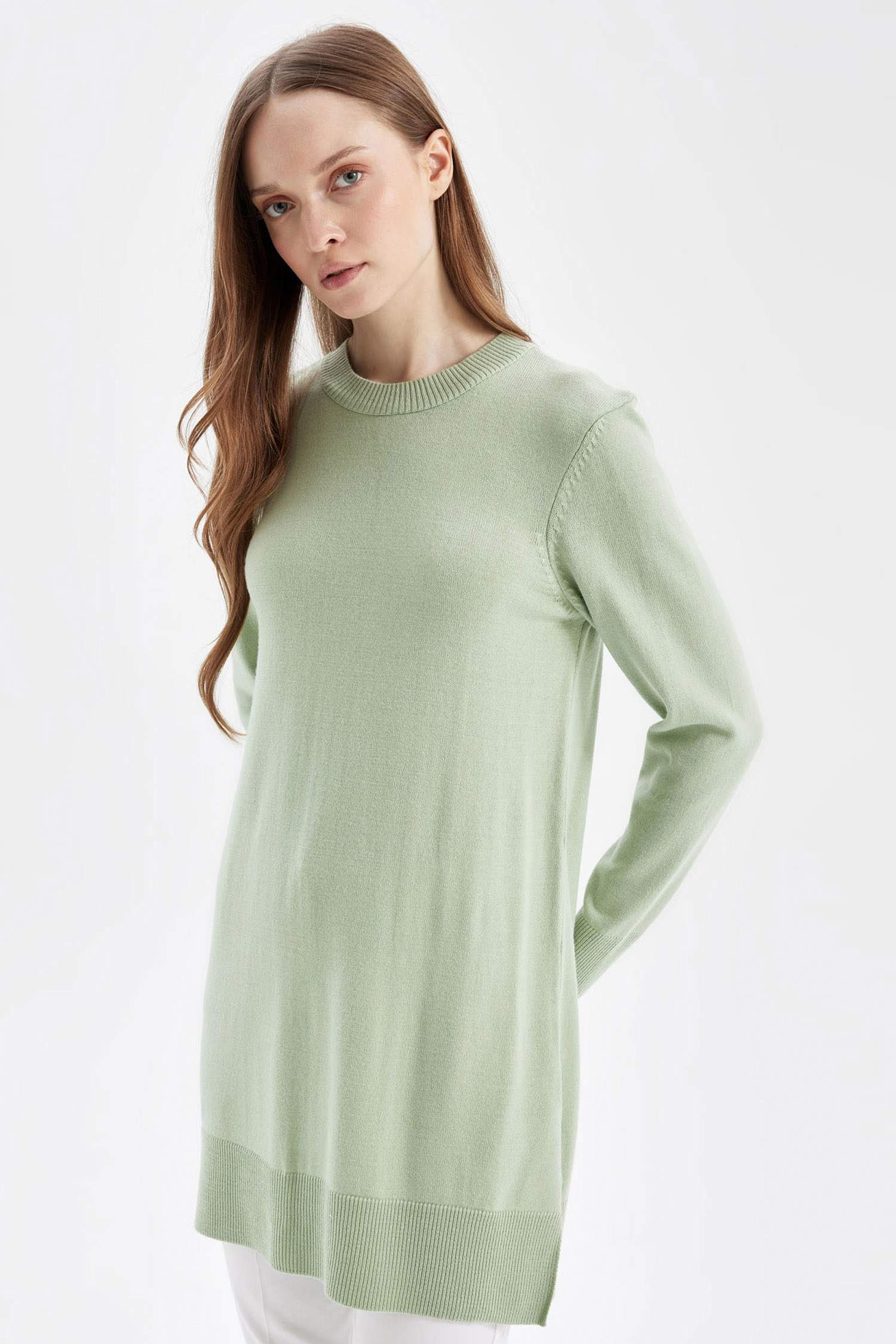 Regular Fit Bisiklet Yaka Yırtmaçlı Basic Düz Triko Kazak Tunik