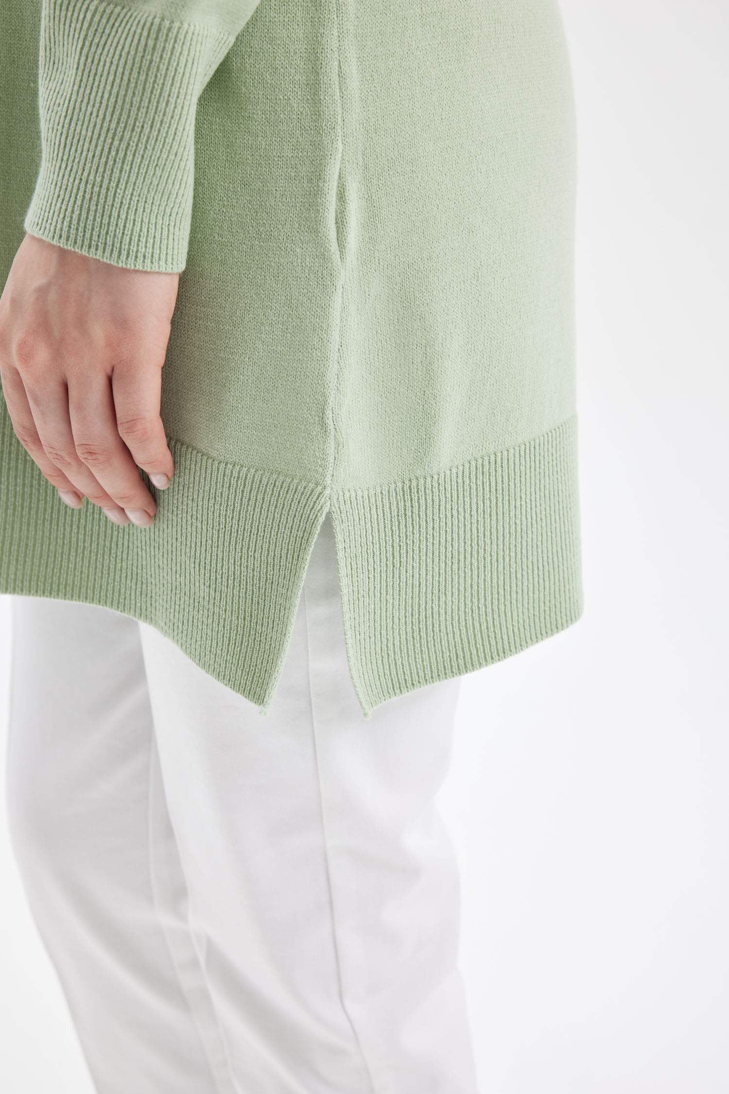 Regular Fit Bisiklet Yaka Yırtmaçlı Basic Düz Triko Kazak Tunik