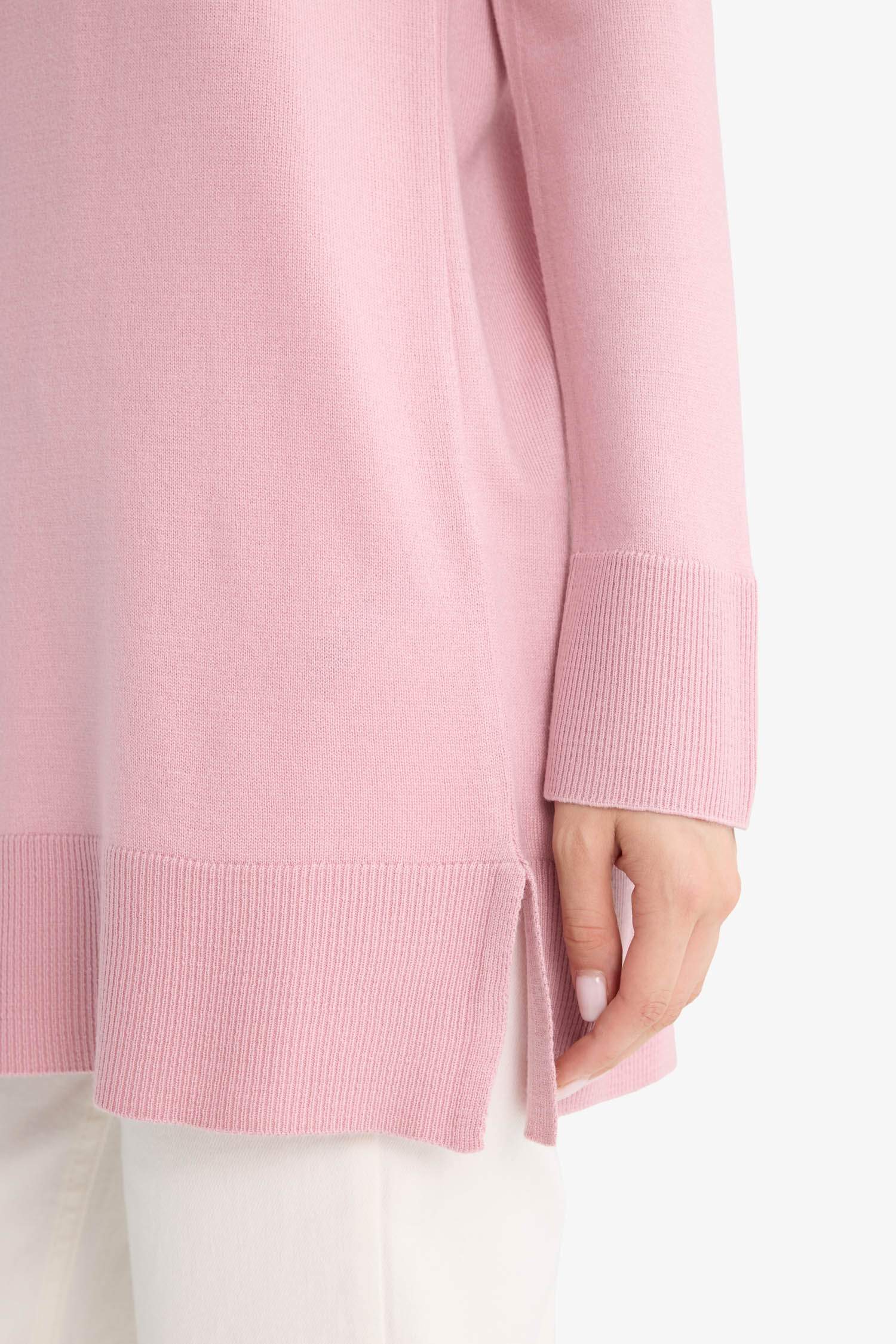 تونيك قصة عادية برقبة مستديرة