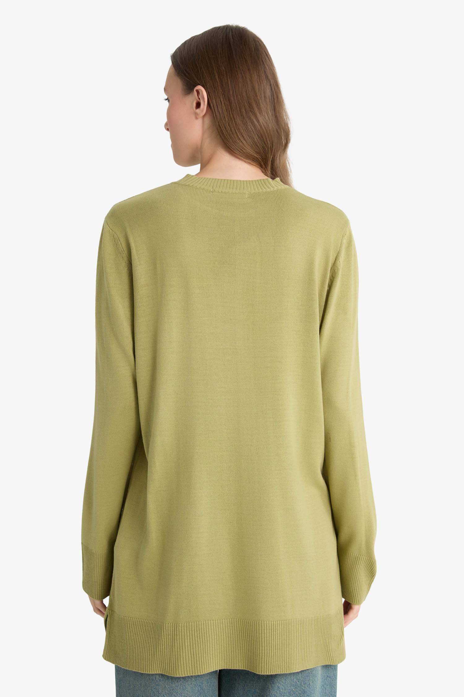 تونيك قصة عادية بياقة مستديرة