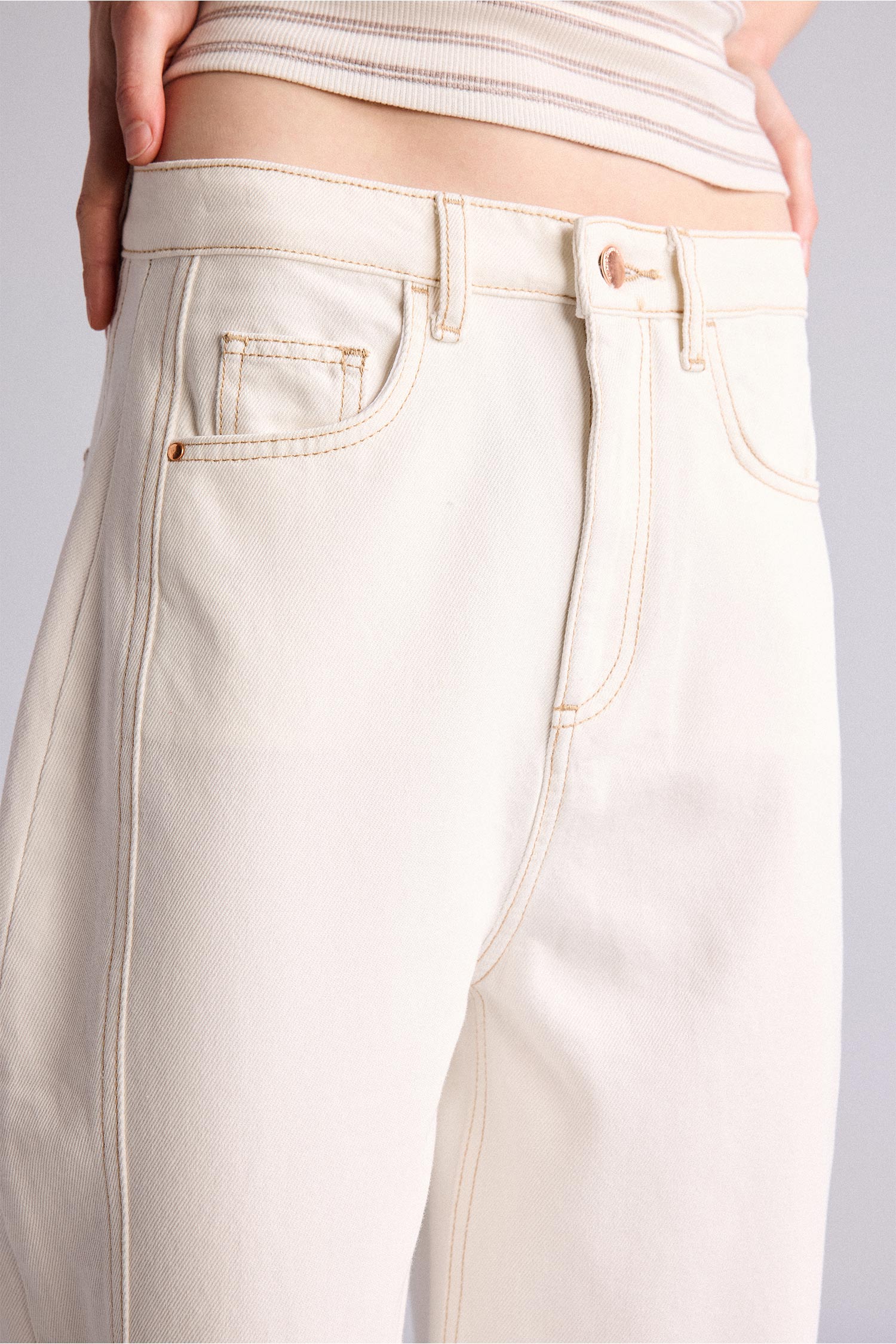 DeFacto Barrel Fit Katlamalı Paça Jean Pantolon görsel 4