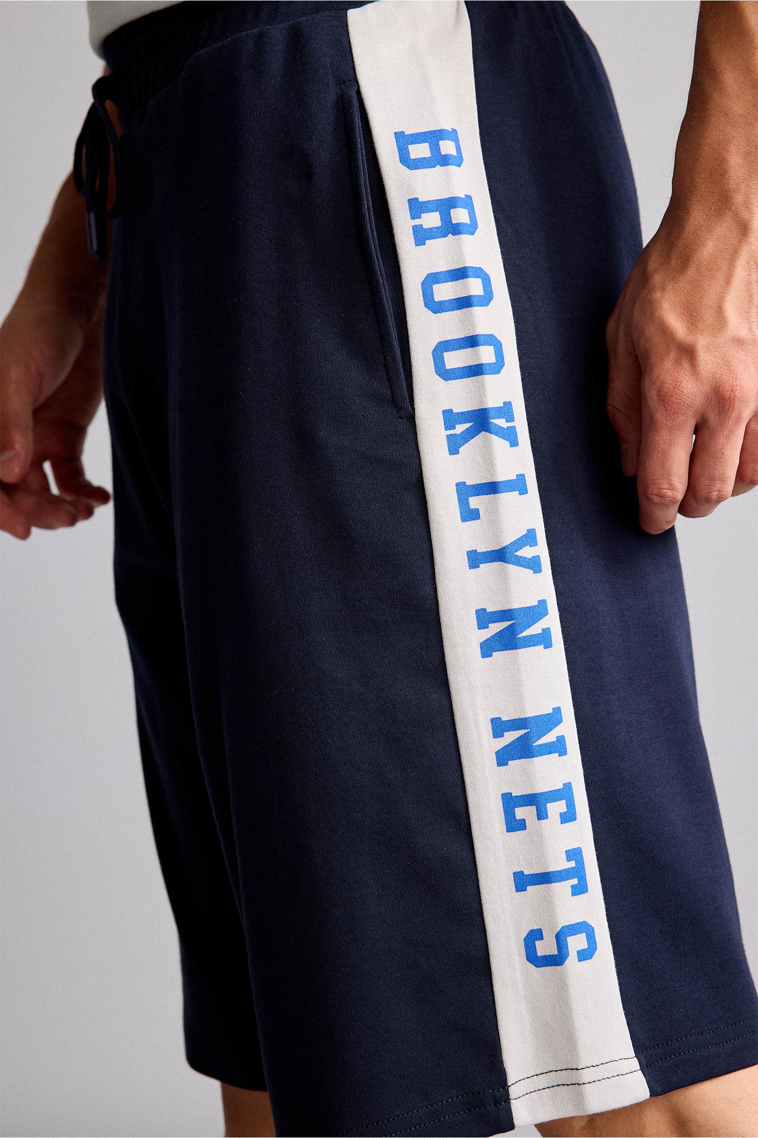 DeFacto %100 Pamuk NBA Brooklyn Nets Baggy Fıt Şort görsel 4