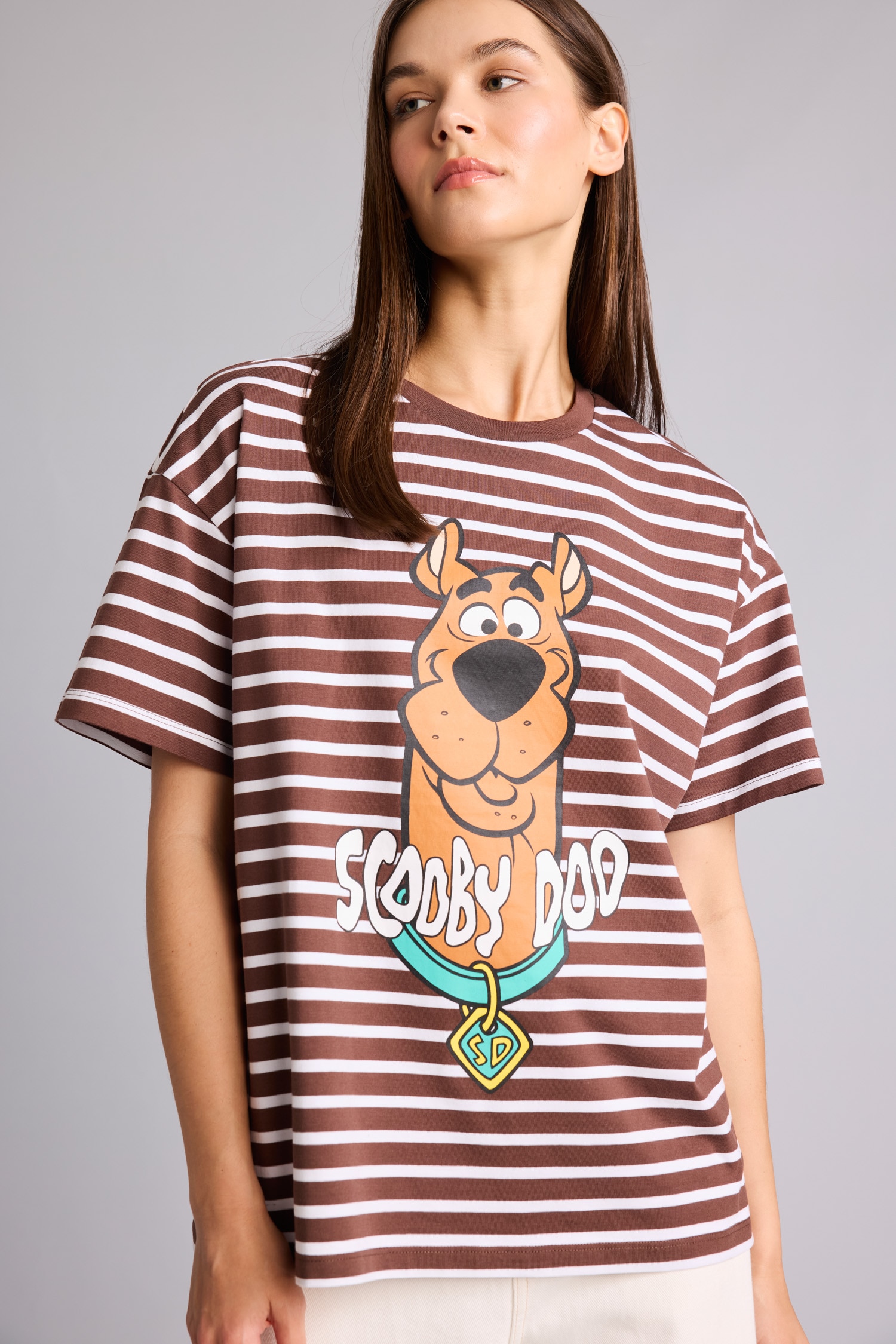 DeFacto %100 Pamuk Scooby Doo Oversıze Kısa Kollu Tişört görsel 3