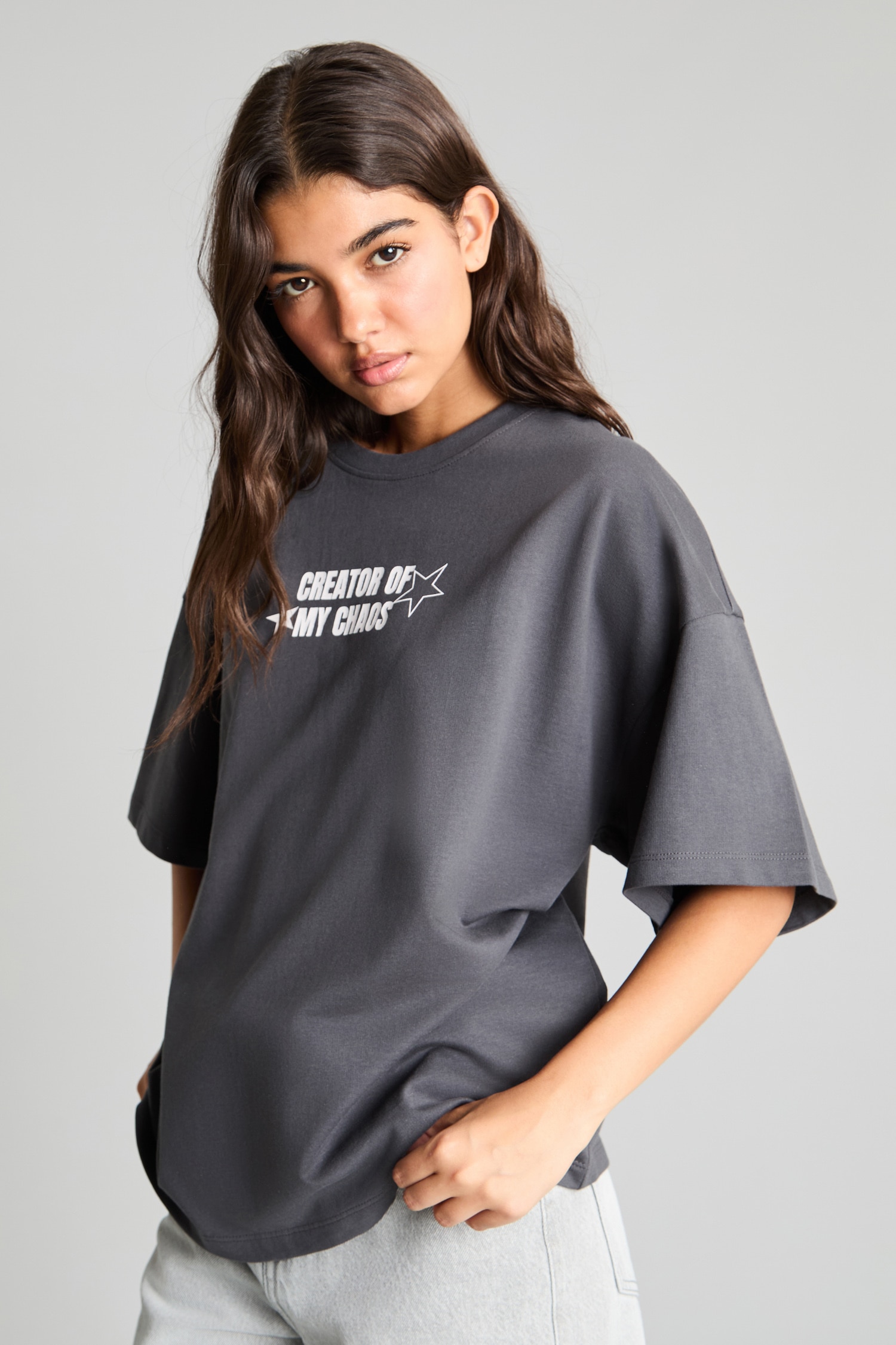 DeFacto %100 Pamuk Overshirt Fit Kısa Kollu Sırt Baskılı Tişört görsel 4