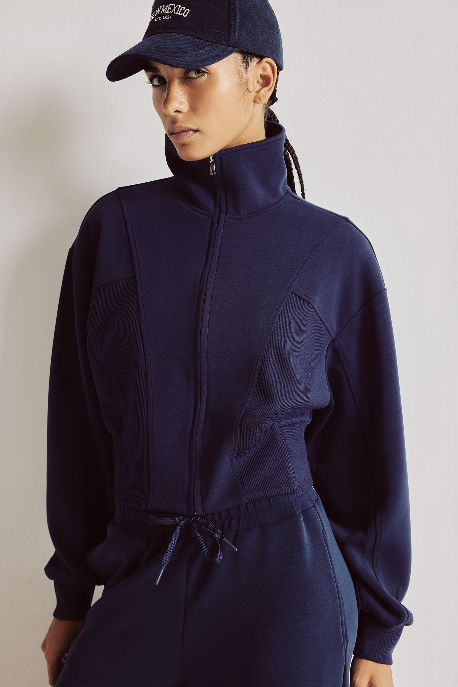 DeFacto Fermuarlı Crop Modal Basic Sweatshirt Hırka görsel 4