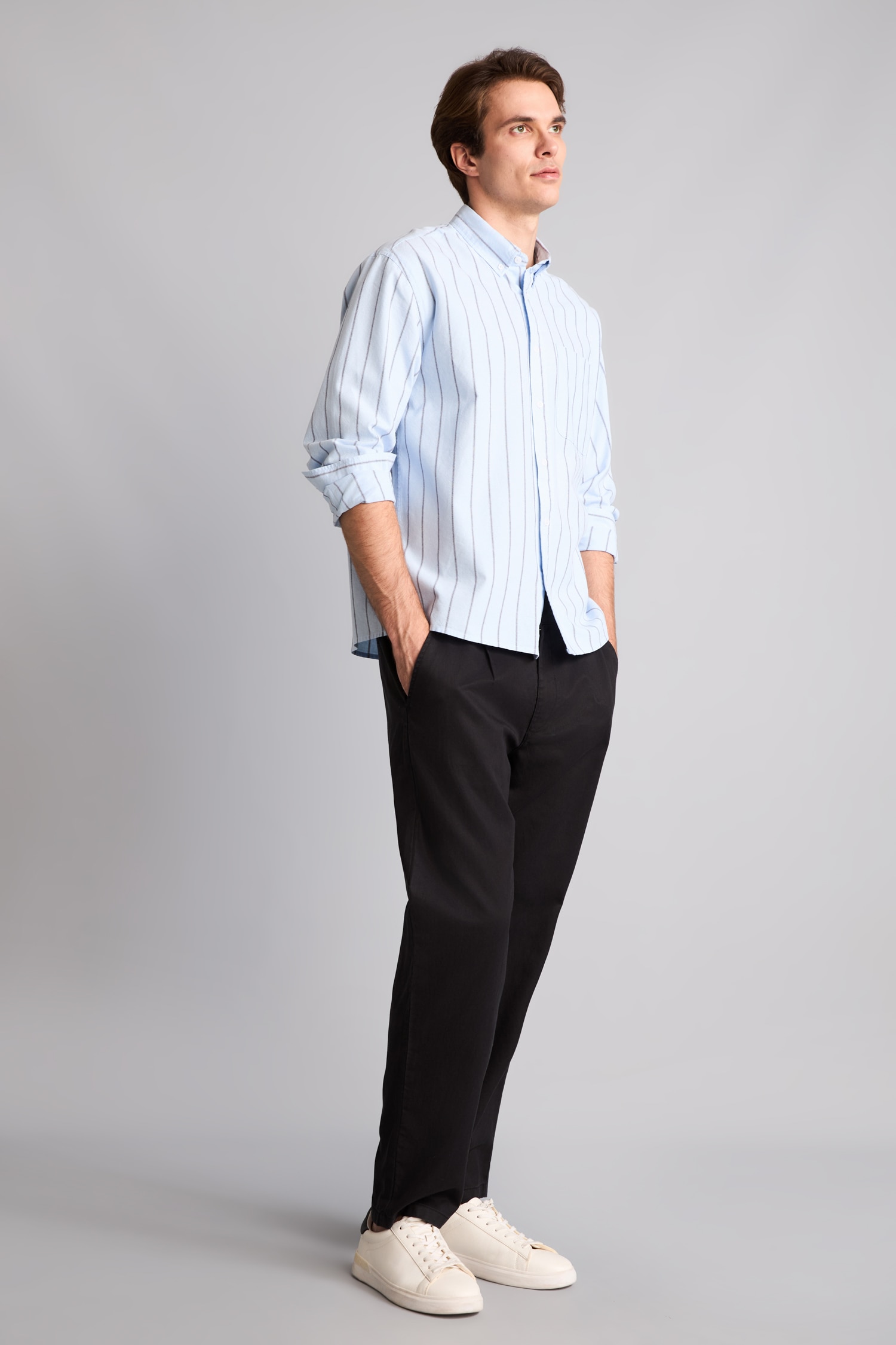 DeFacto Ultra Yumuşak Relax Fit Pileli Pantolon görsel 2