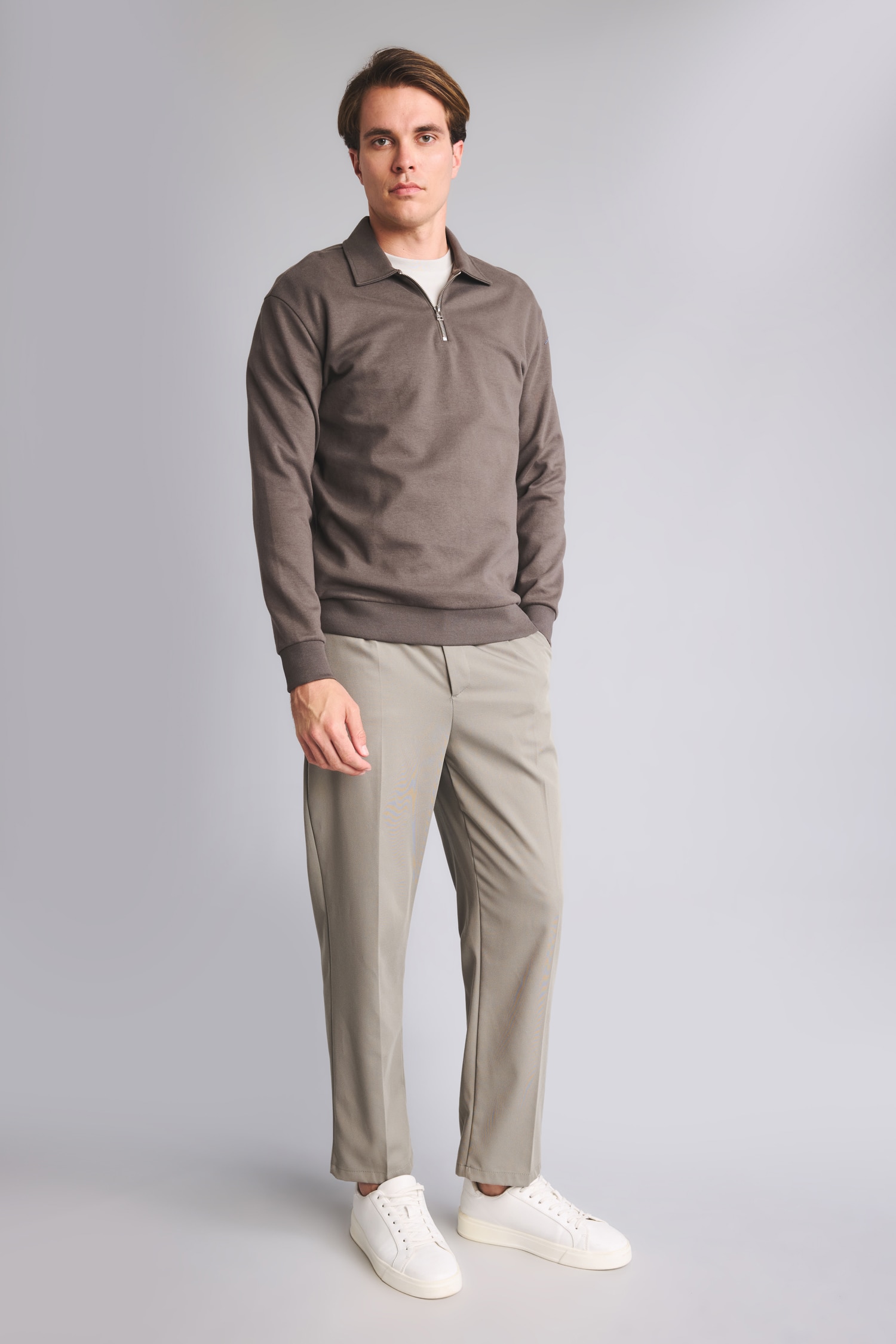 DeFacto Regular Fit Polo Yaka Basic Sweatshirt görsel 2
