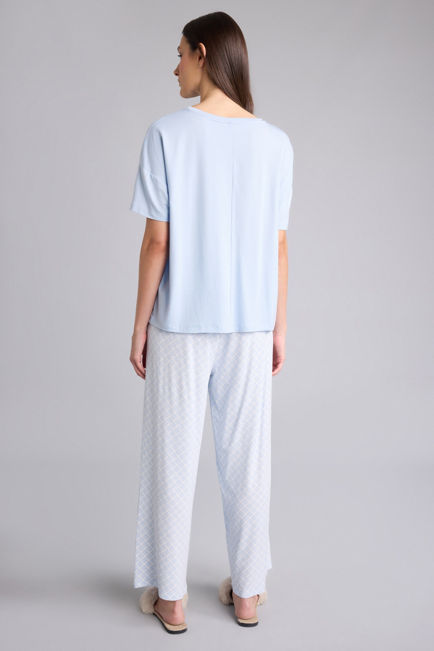DeFacto Regular Fıt Kısa Kollu Üst Geniş Paça Alt Pijama Takımı görsel 6
