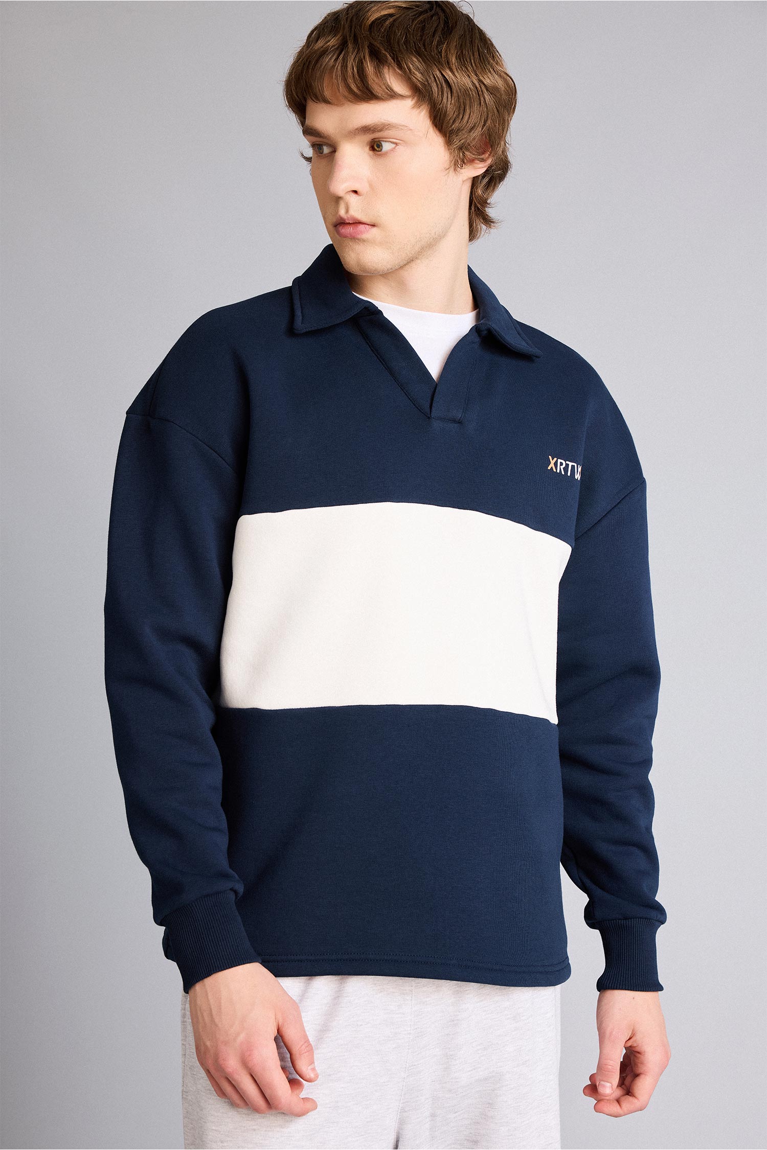 DeFacto Boxy Fıt Polo Yaka Sweatshirt görsel 3