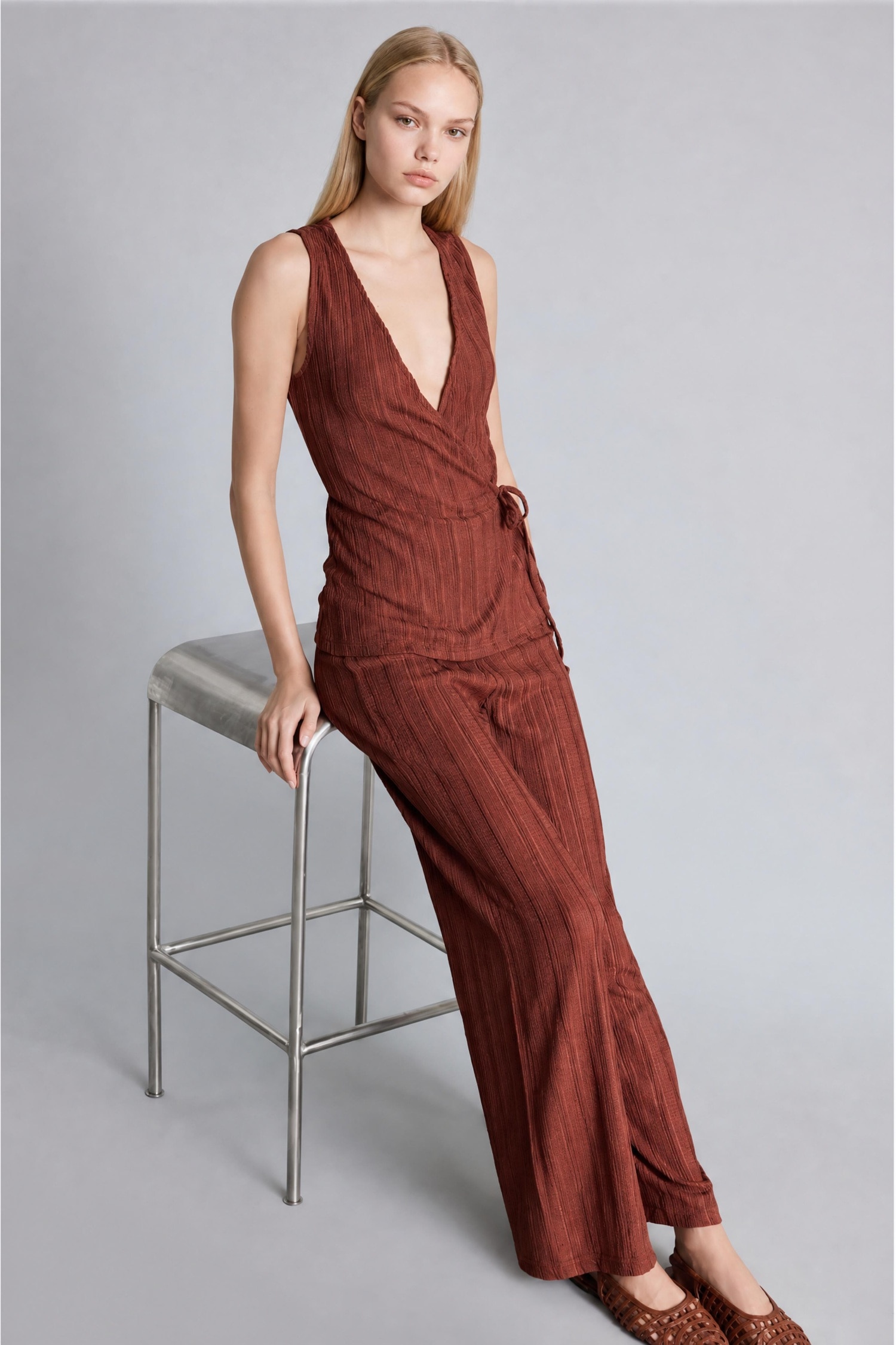 DeFacto Wide Leg Kırışık Dokulu Pantolon