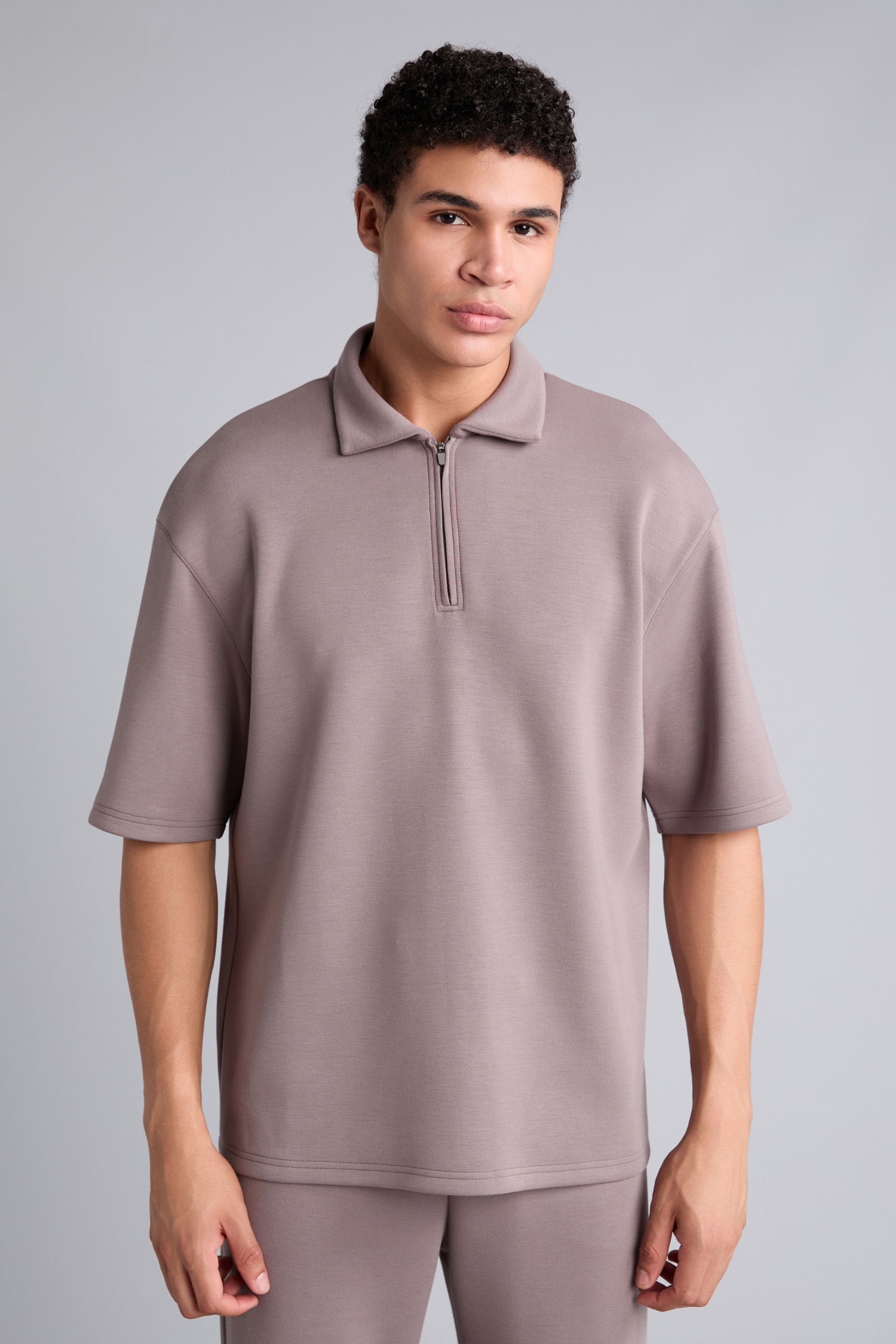DeFacto Ultra Yumuşak Boxy Fit Polo Tişört görsel 3