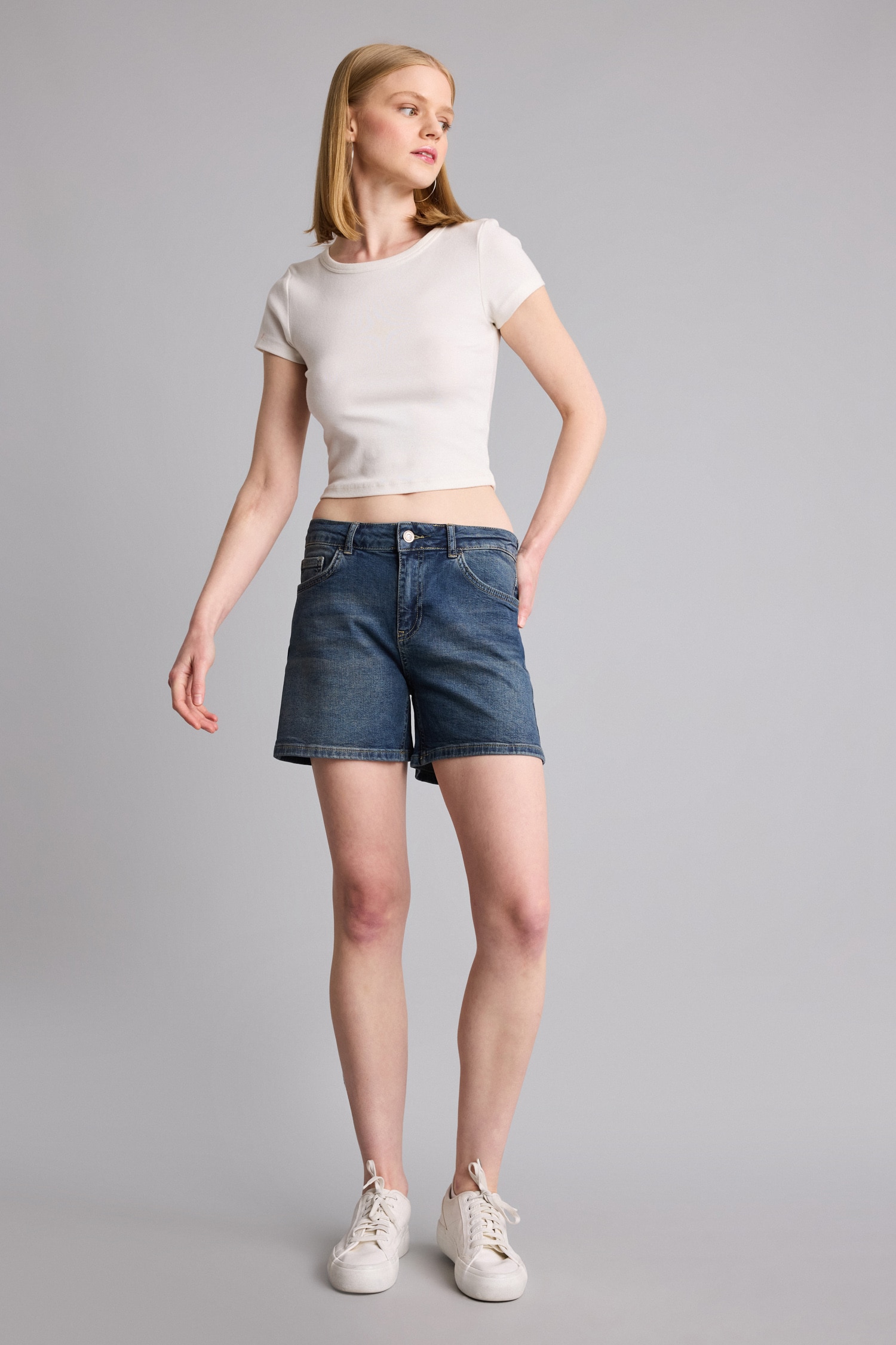 DeFacto Slim Fit Normal Bel Şort görsel 2
