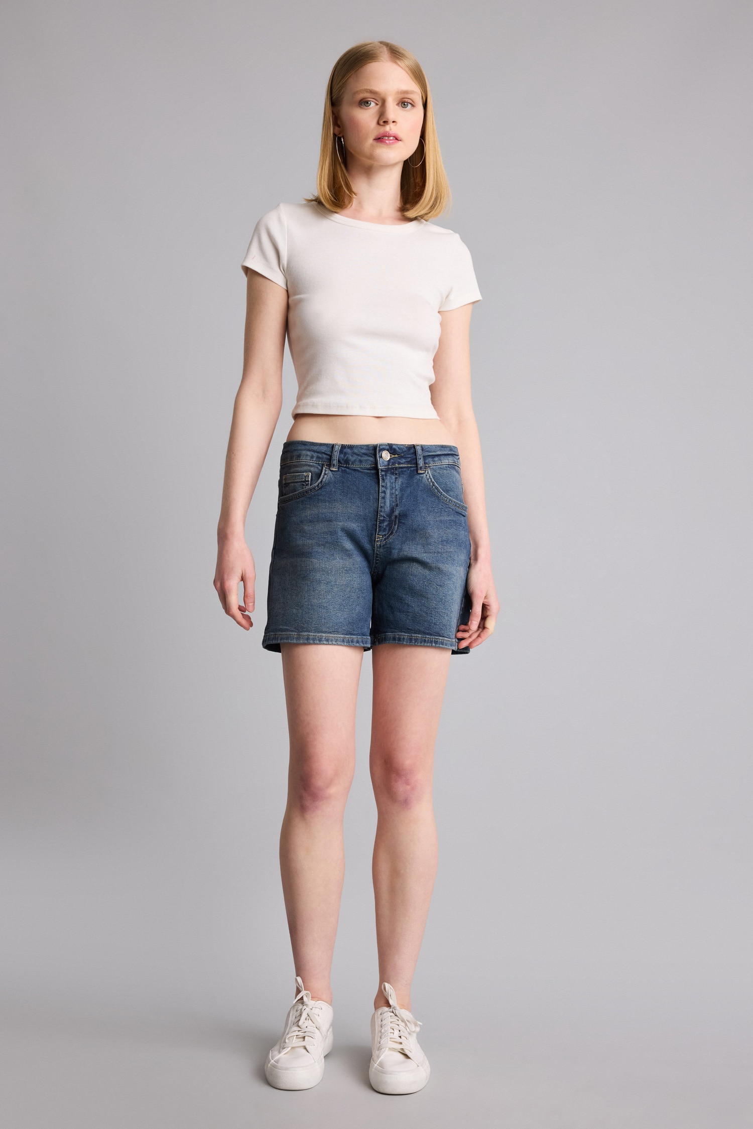 DeFacto Slim Fit Normal Bel Şort görsel 3
