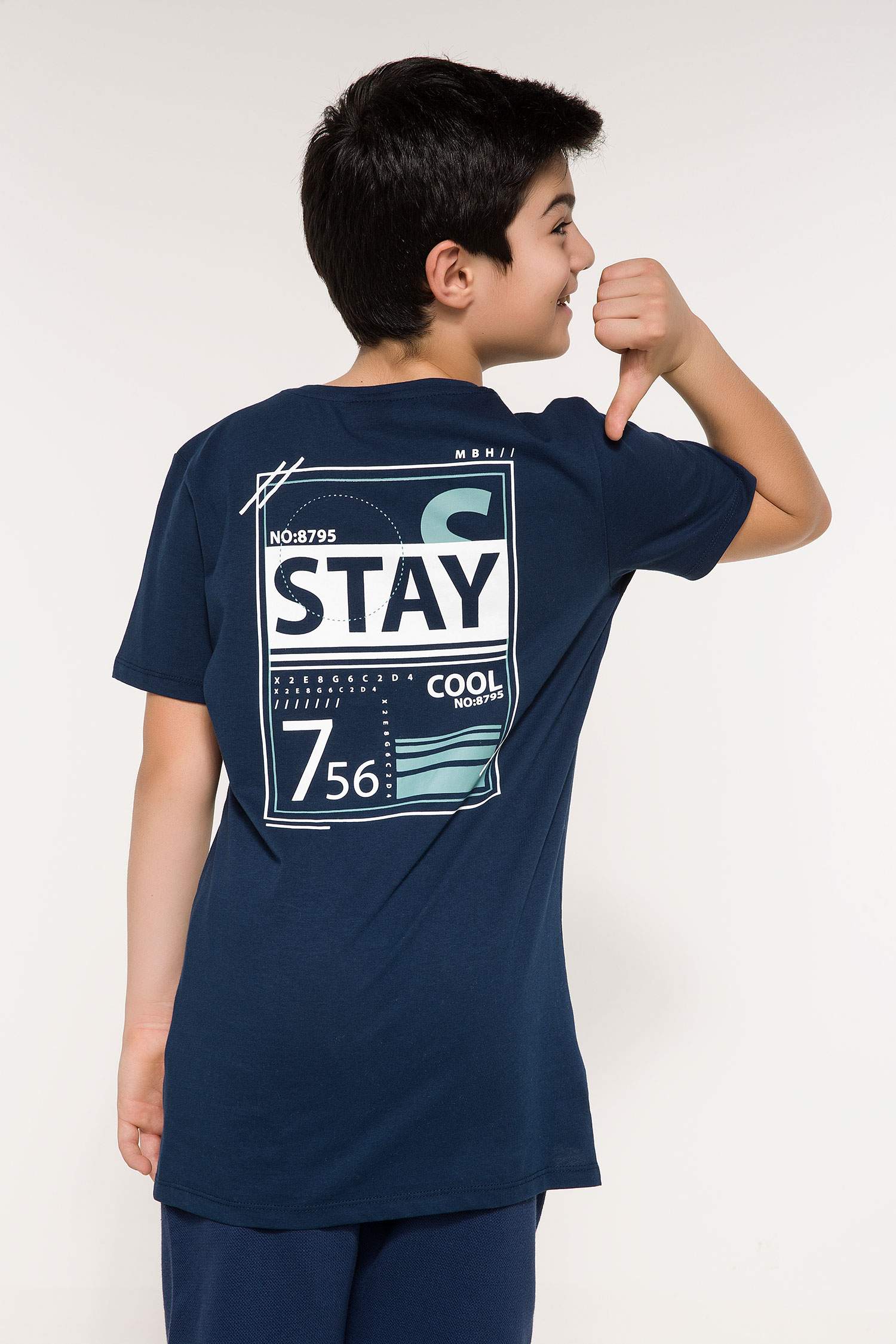 Defacto Sırt Baskılı Cep Detaylı T-shirt. 3