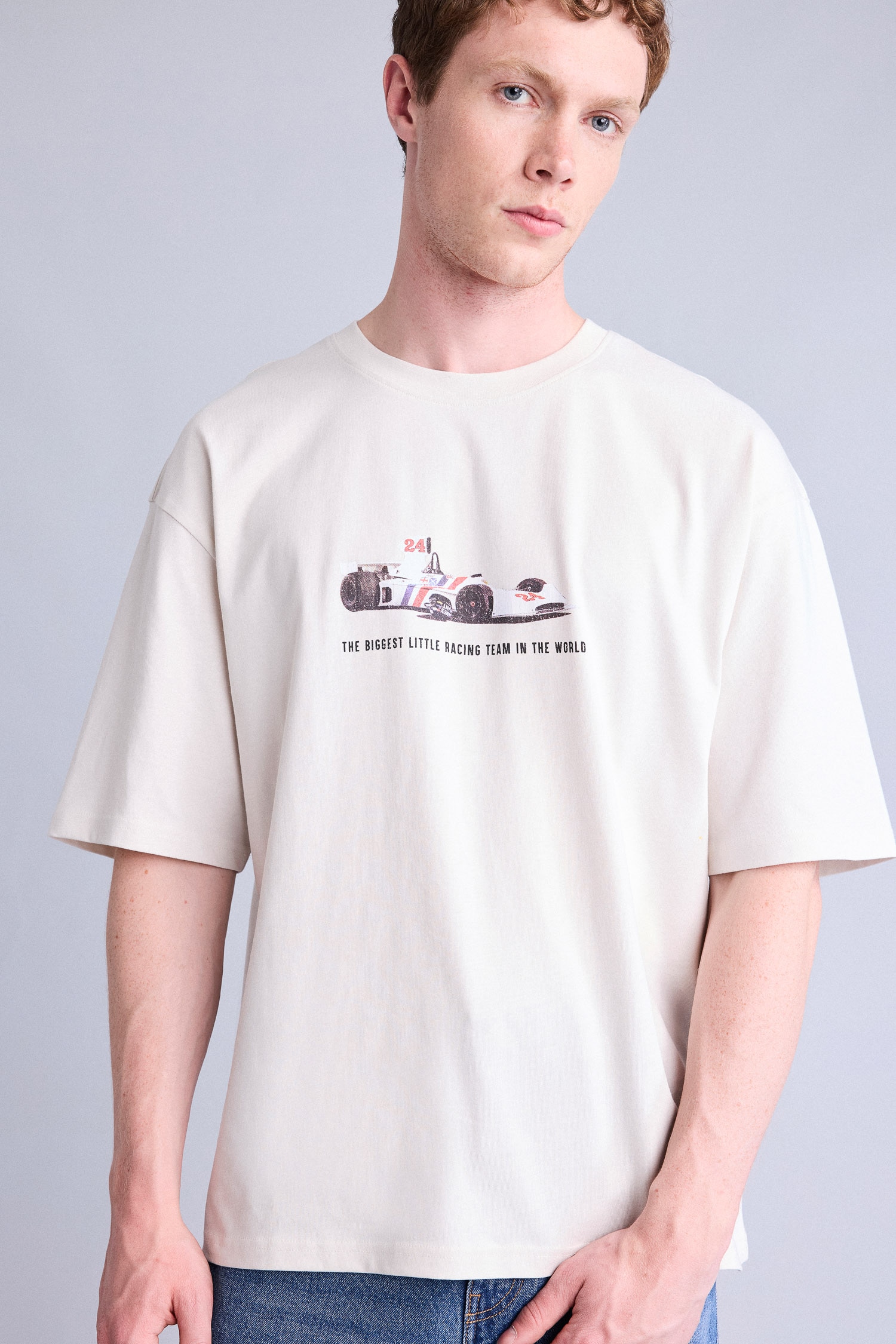 DeFacto %100 Pamuk Hesketh Racing Boxy Fit Sırt Baskılı Tişört görsel 5