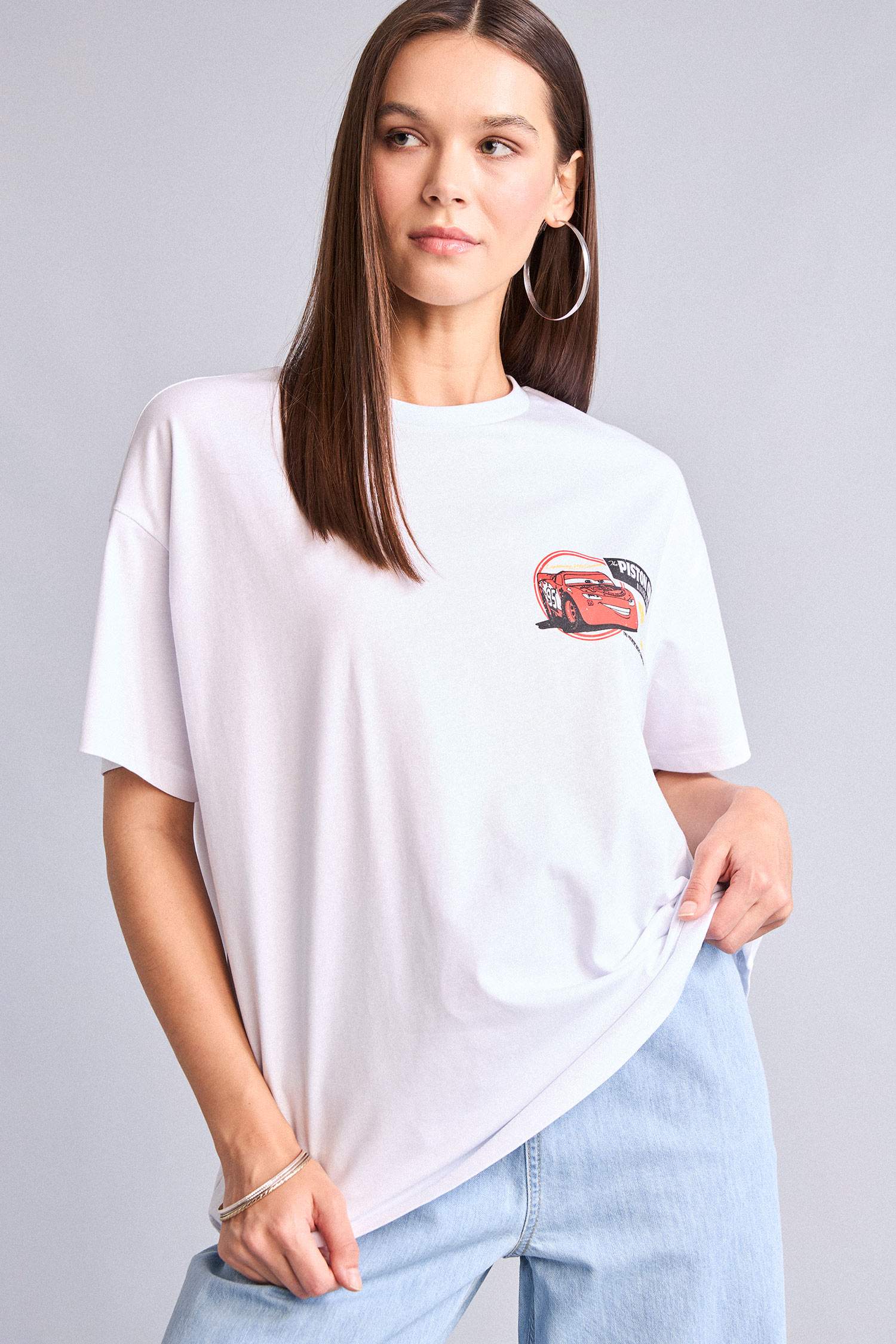 White Woman Cars Back Print Oversize T-Shirt 3470683 | DeFacto
