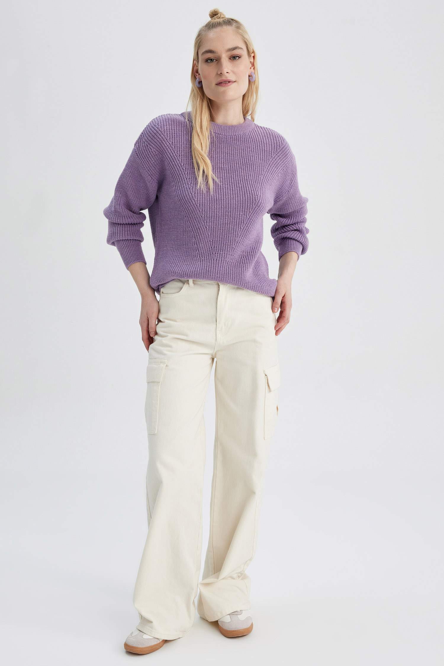 بلوفر تريكو بيزك قصة عادية كم طويل