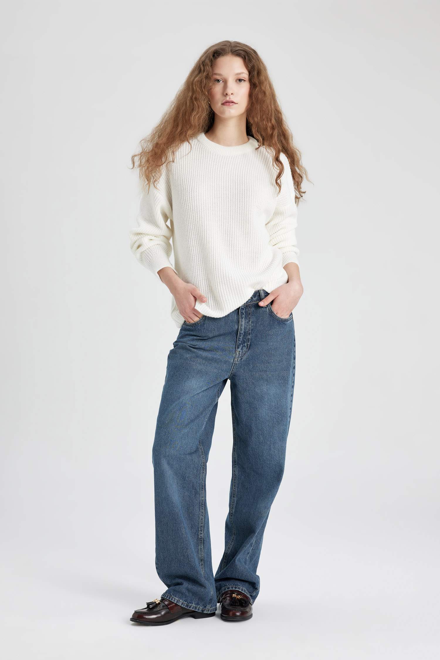 Regular Fit Bisiklet Yaka Selanik Kumaş Basic Düz Triko Kazak