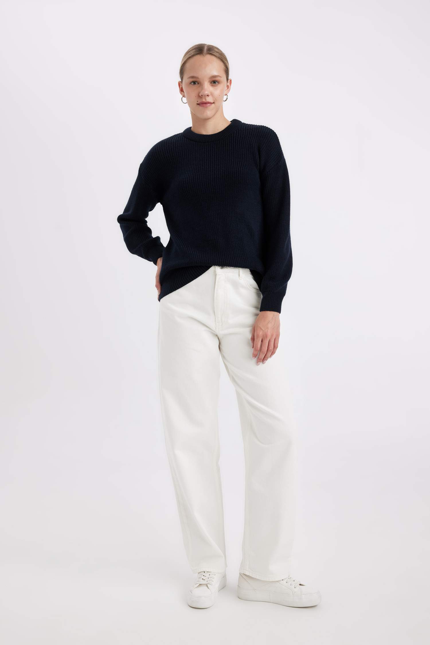 Regular Fit Bisiklet Yaka Selanik Kumaş Basic Düz Triko Kazak