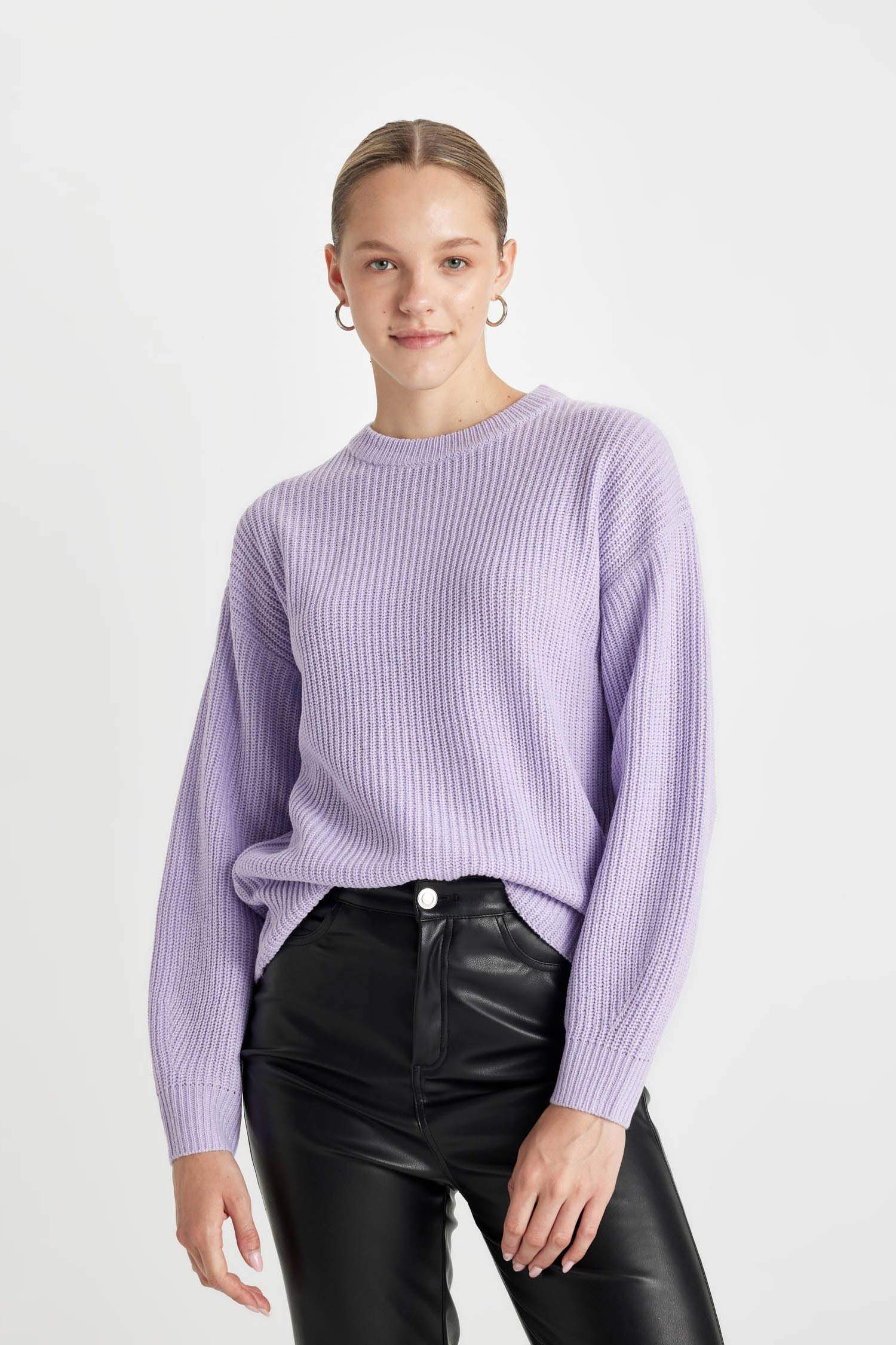 Regular Fit Bisiklet Yaka Selanik Kumaş Basic Düz Triko Kazak