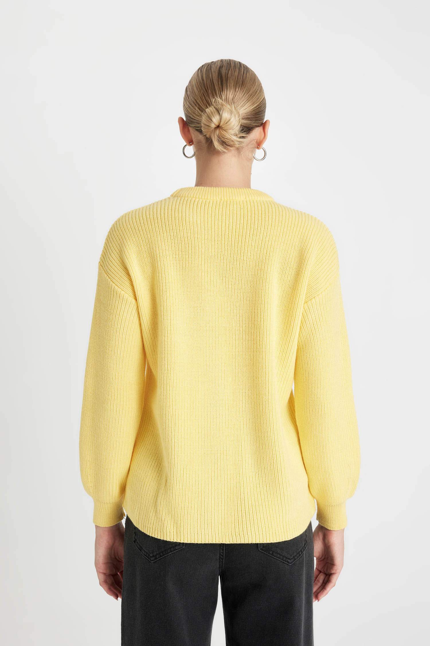 Regular Fit Bisiklet Yaka Selanik Kumaş Basic Düz Triko Kazak