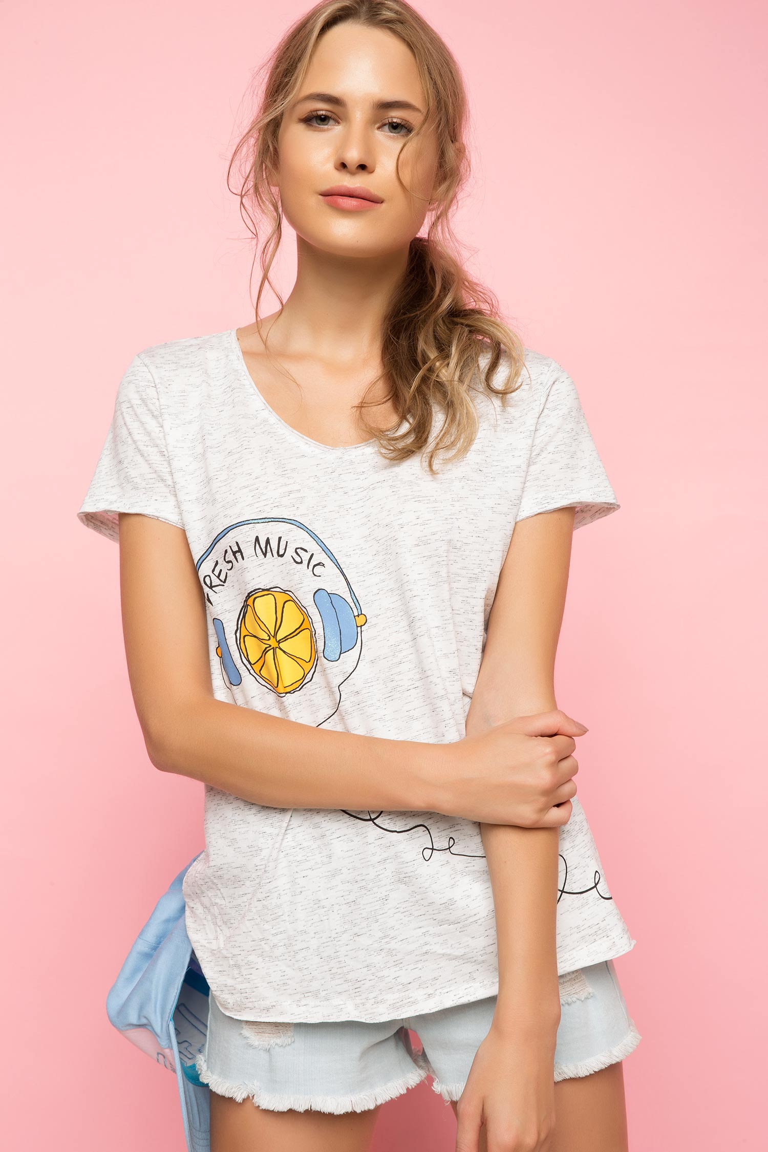 Defacto L#L Baskılı T-shirt. 1
