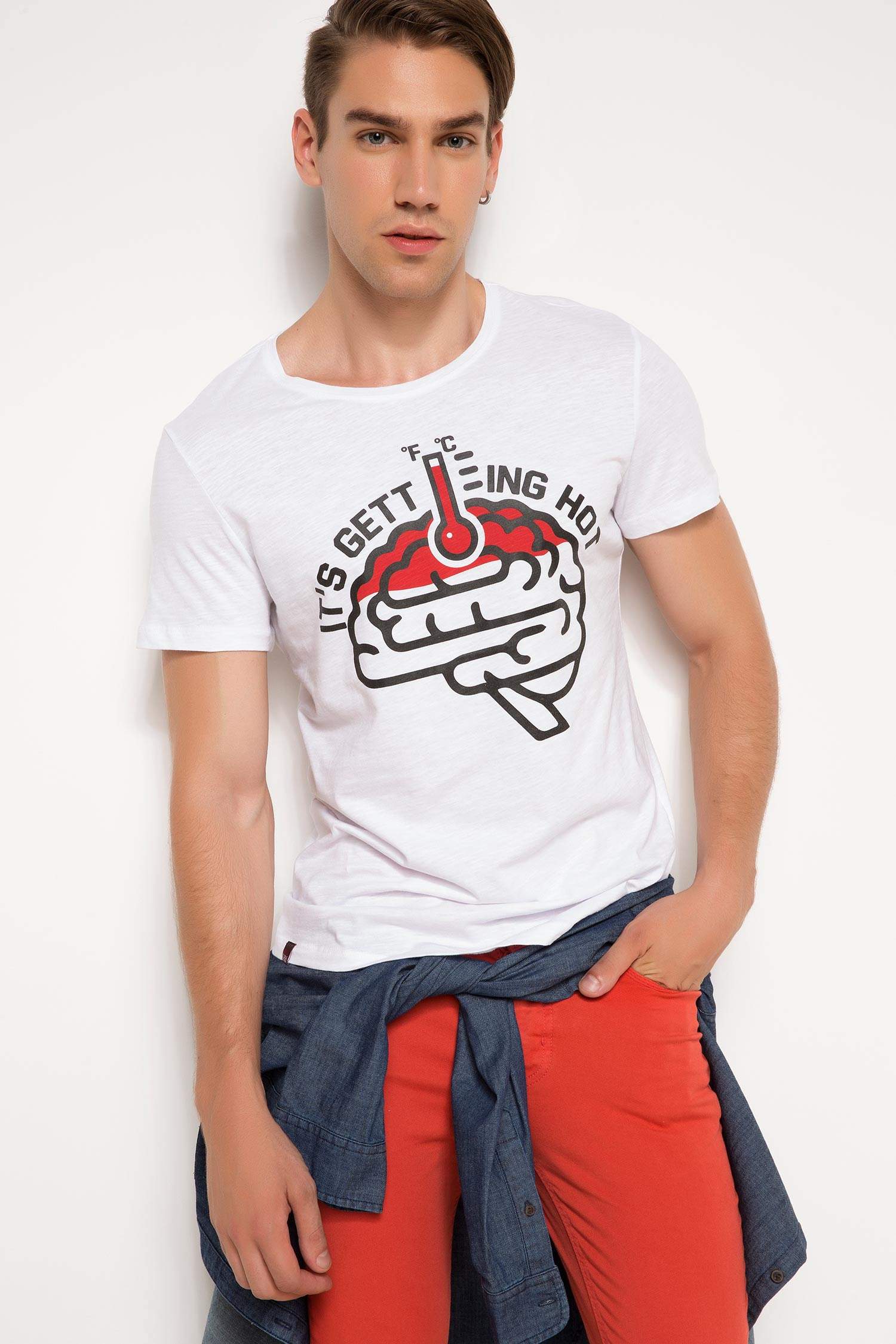 Defacto L#L Baskılı T-shirt. 1