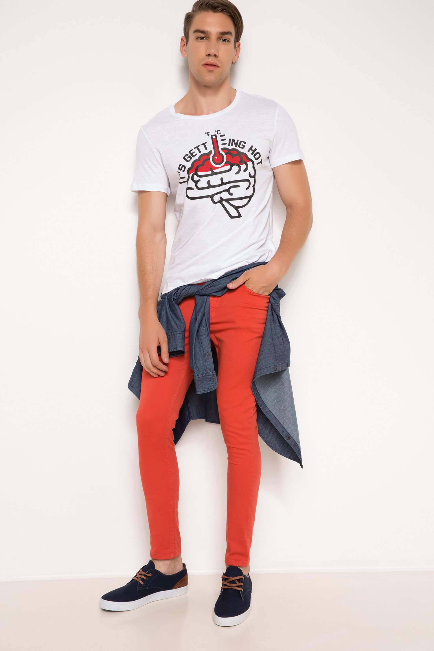 Defacto L#L Baskılı T-shirt. 2
