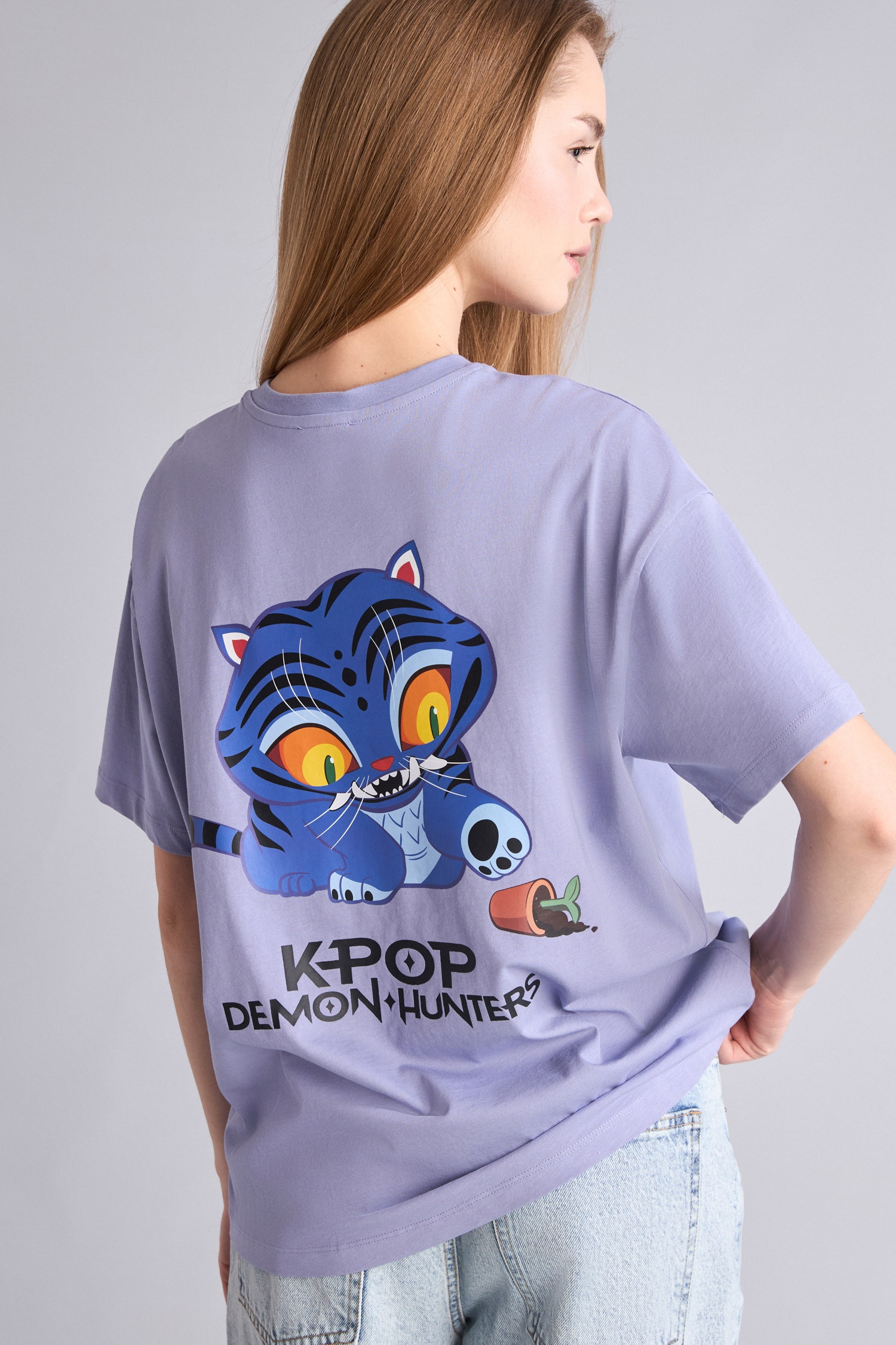 DeFacto %100 Pamuk Kpop - Demon Hunters Oversıze Bisiklet Yaka Baskılı Kısa Kollu Tişört