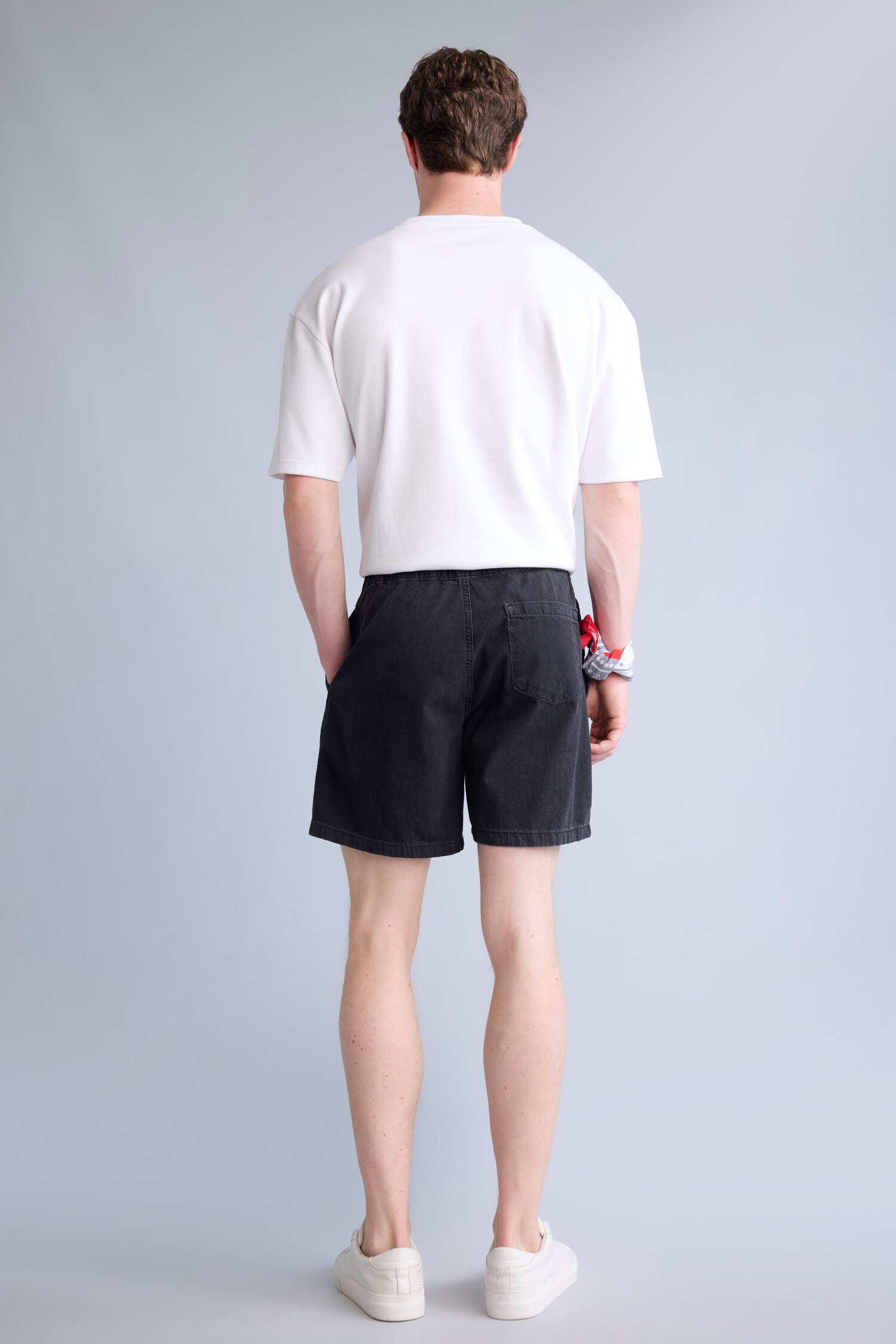 DeFacto %100 Pamuk Relaxed Fit Bermuda Jean Şort görsel 6