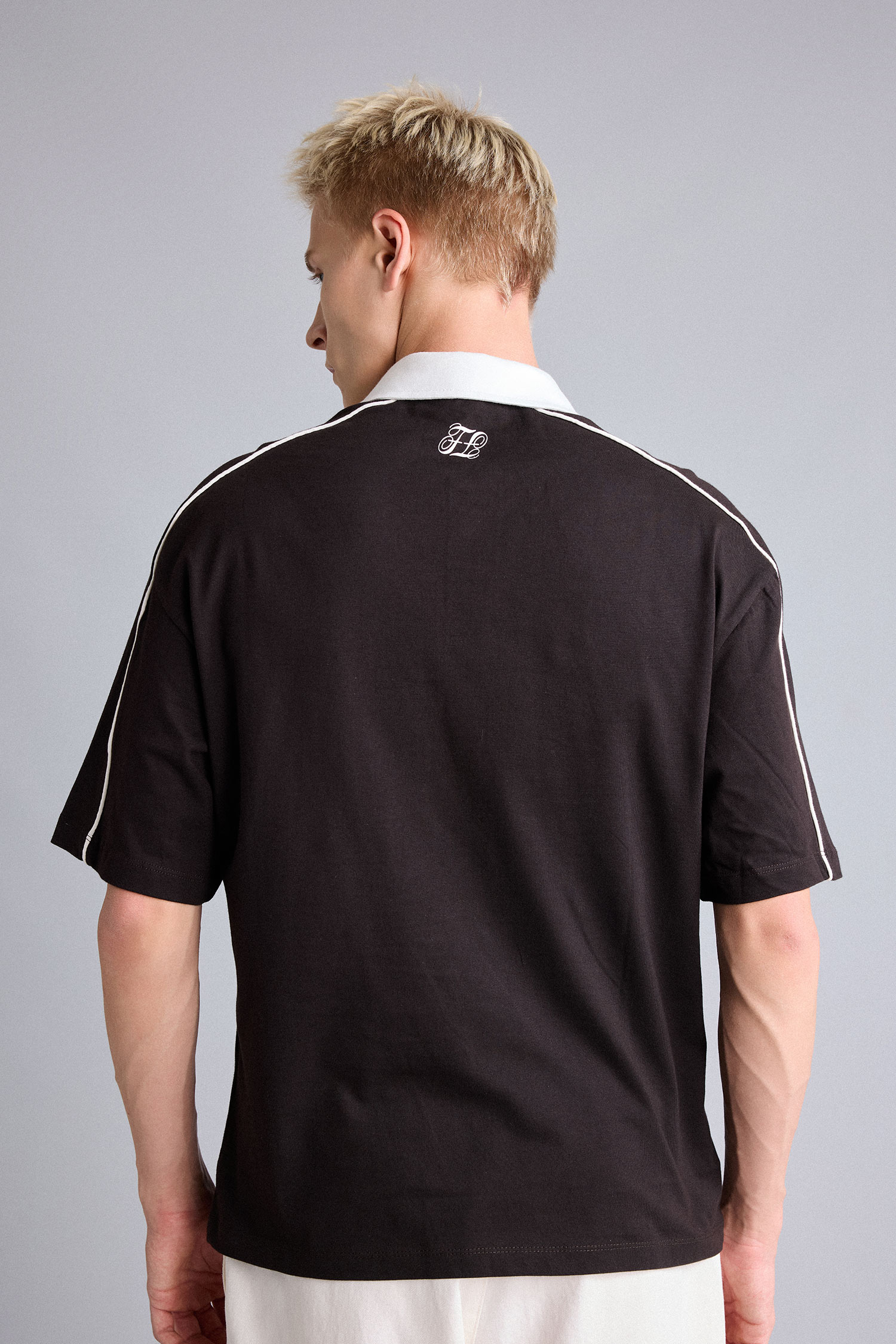 DeFacto %100 Pamuk Boxy Fit Baskılı Polo Tişört görsel 5