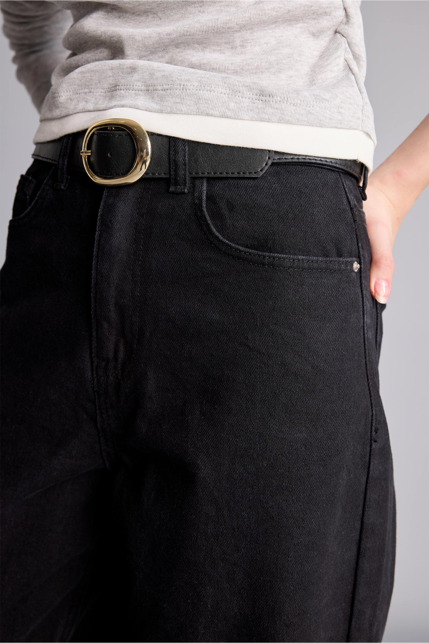 DeFacto %100 Pamuk Straight Fit Yüksek Bel Kemerli Denim Pantolon görsel 4