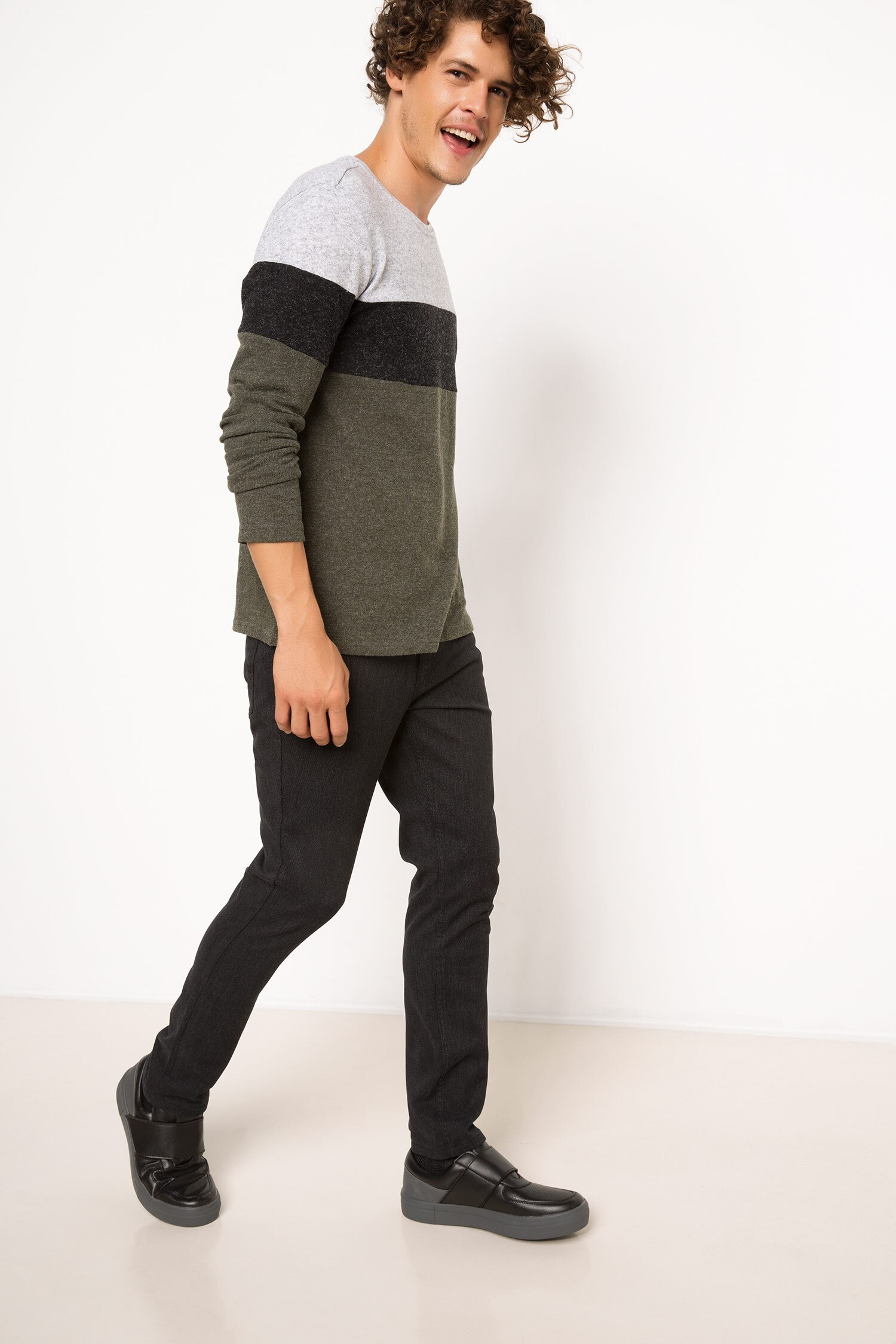 Defacto Çizgili Sweatshirt. 2