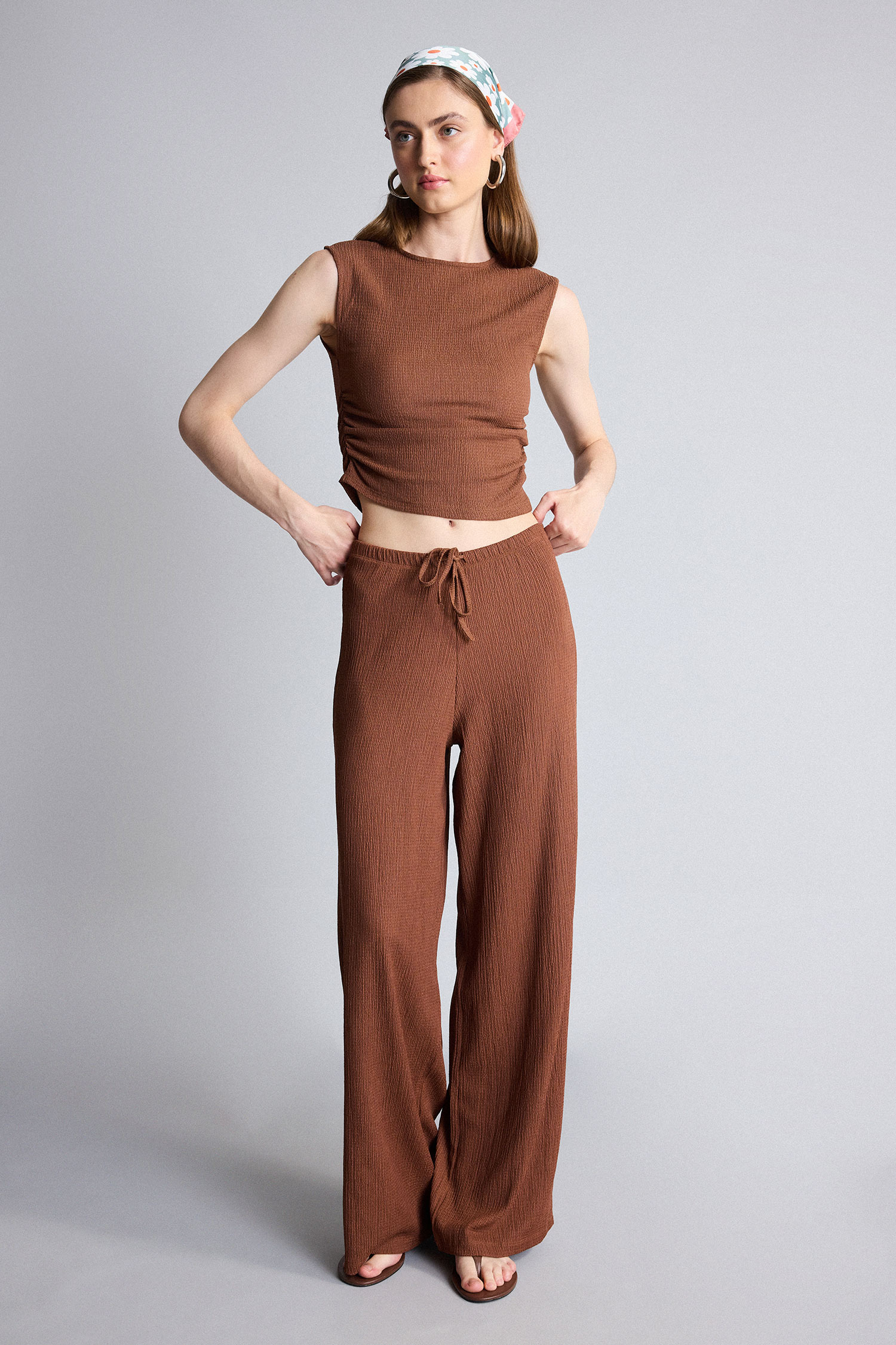 Straight Fit Kırışık Dokulu Pantolon