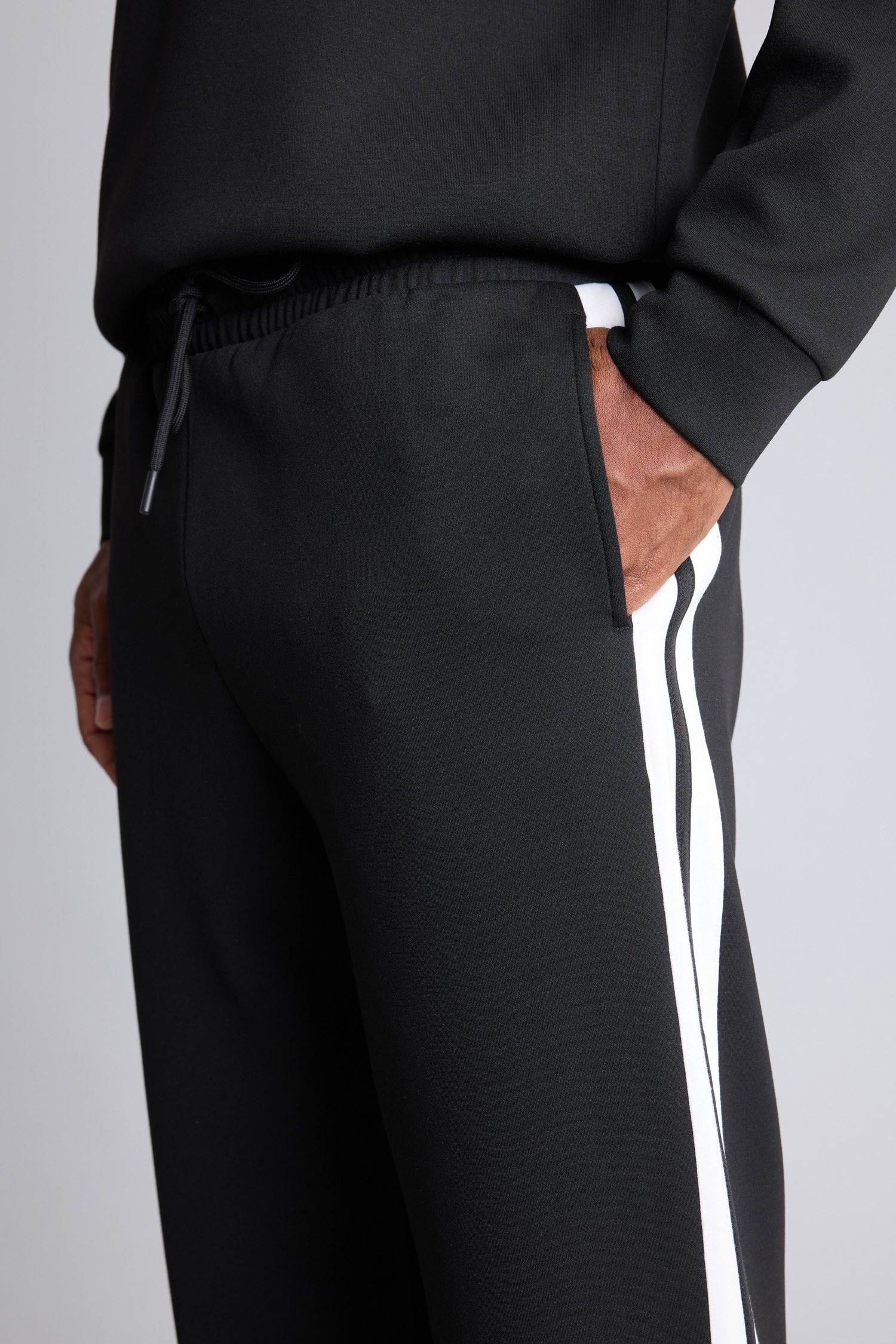 DeFacto Relaxed Fit Şeritli Dalgıç Kumaş Jogger görsel 5