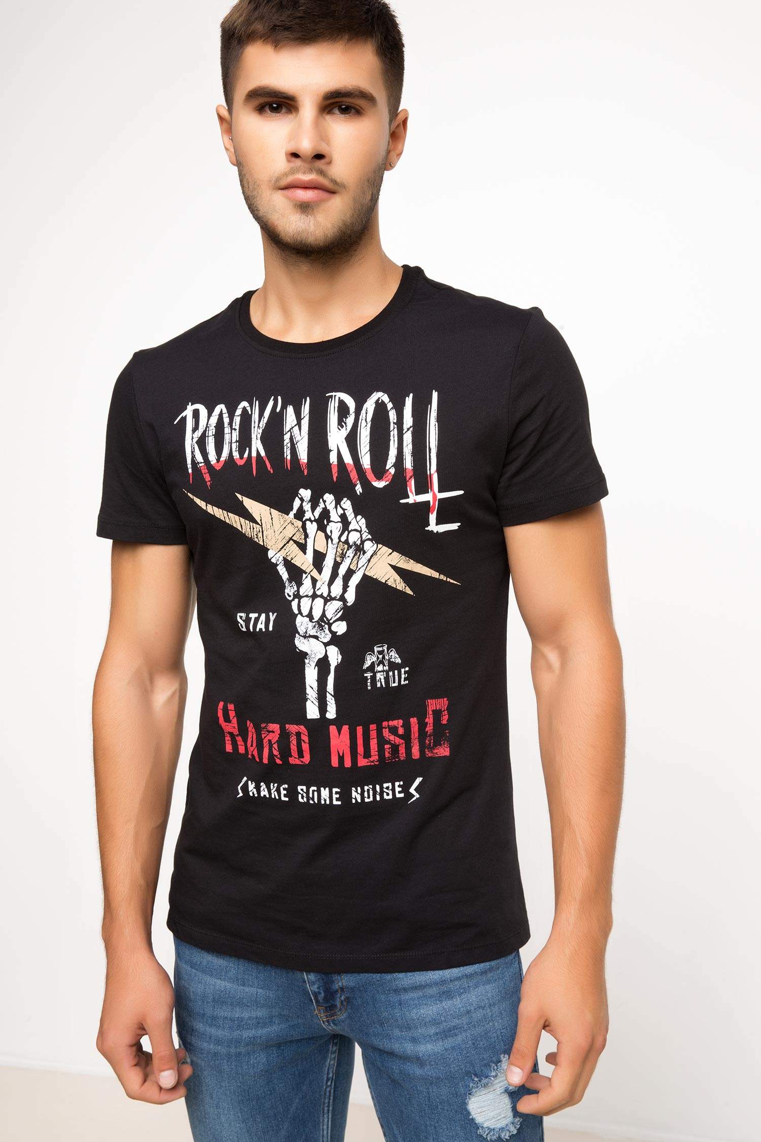 Don t roll. John Richmond Rock n Roll футболка. Футболка you need some Rock n Roll.
