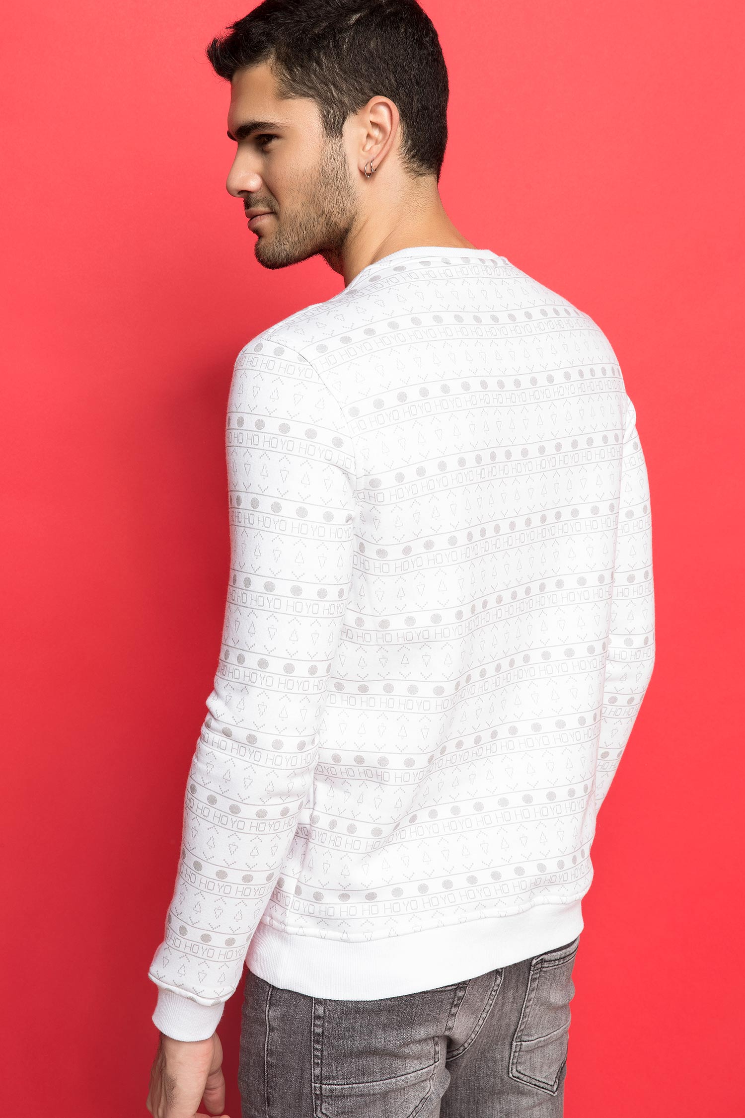 Defacto Sıfır Yaka Baskılı Sweatshirt. 3