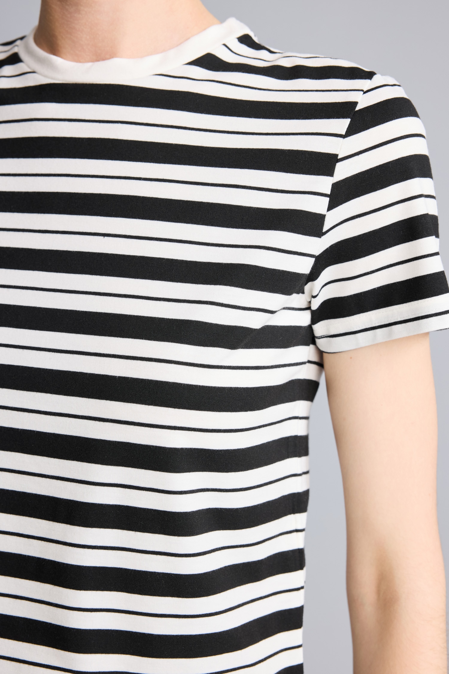 DeFacto Slim Fit Çizgili Tişört görsel 4