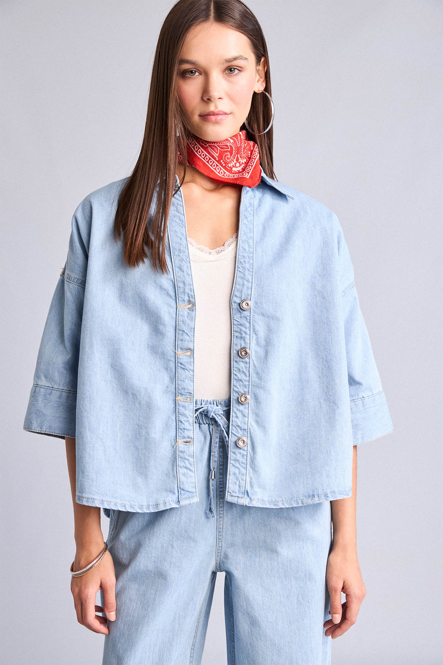 DeFacto %100 Pamuk Oversize Jean Gömlek görsel 3