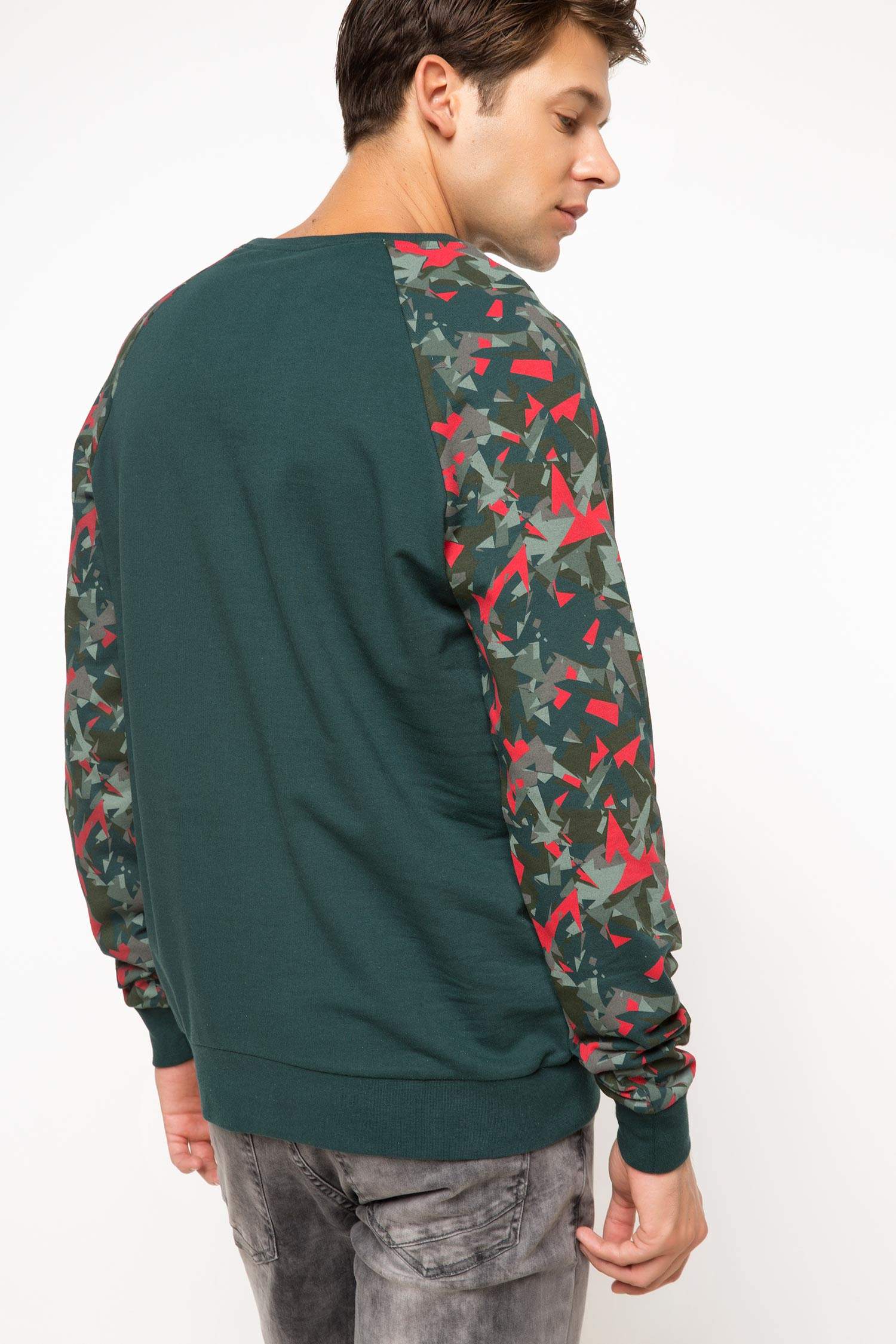 Defacto L#L Baskılı Sweatshirt. 3