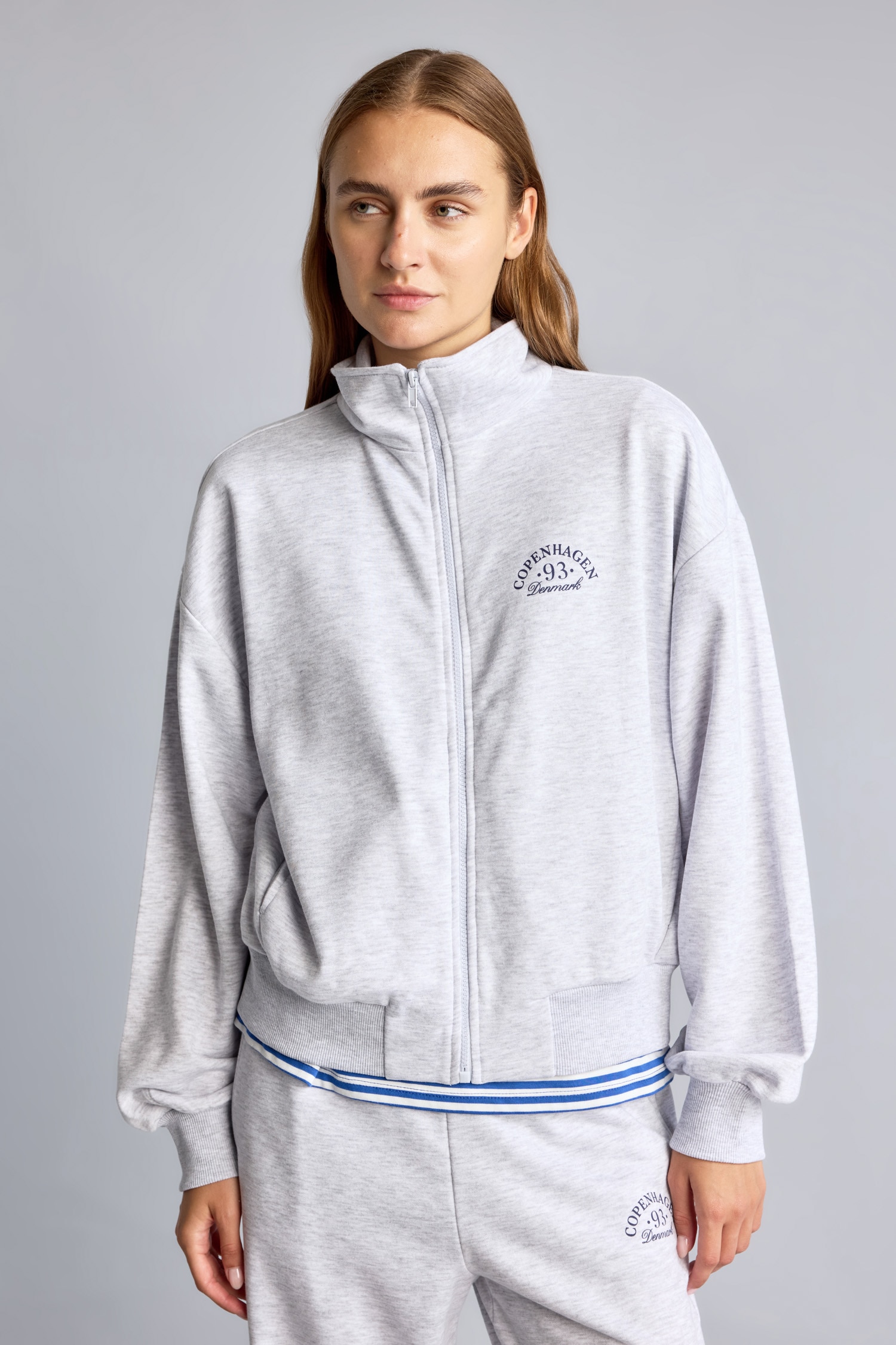 DeFacto Relax Fıt Kalın Sweatshirt Kumaşı Hırka görsel 3