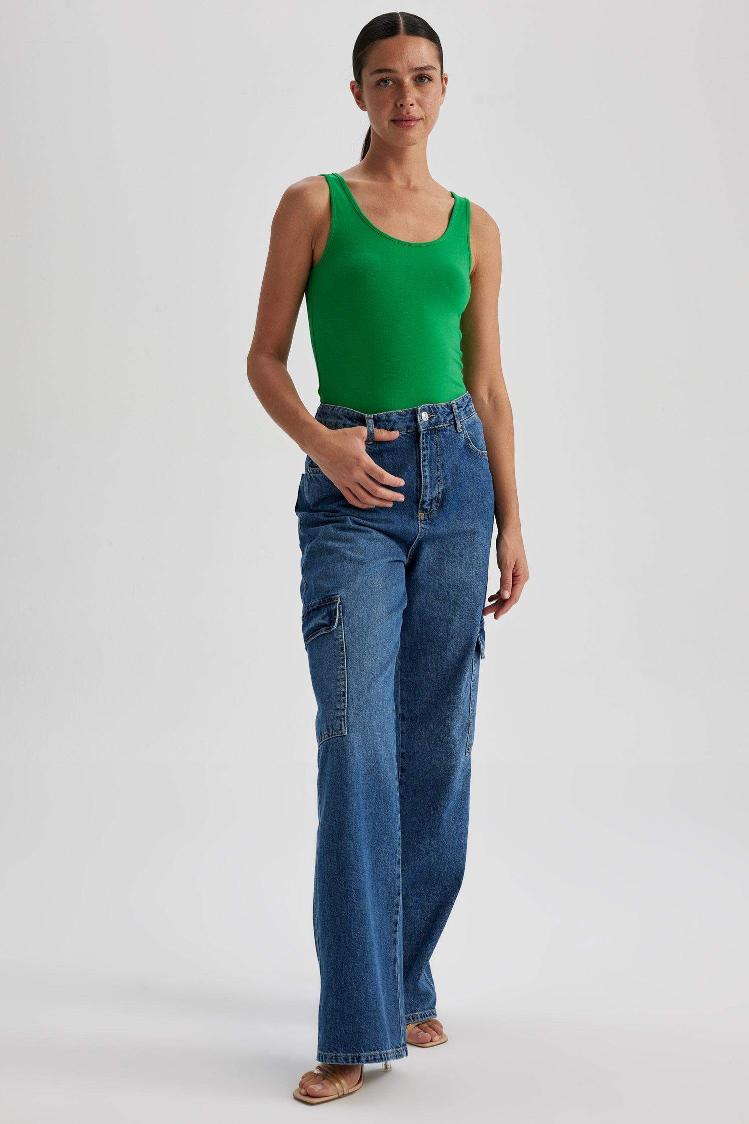 Slim Fit Dar Kesim U Yaka Basic Düz Atlet